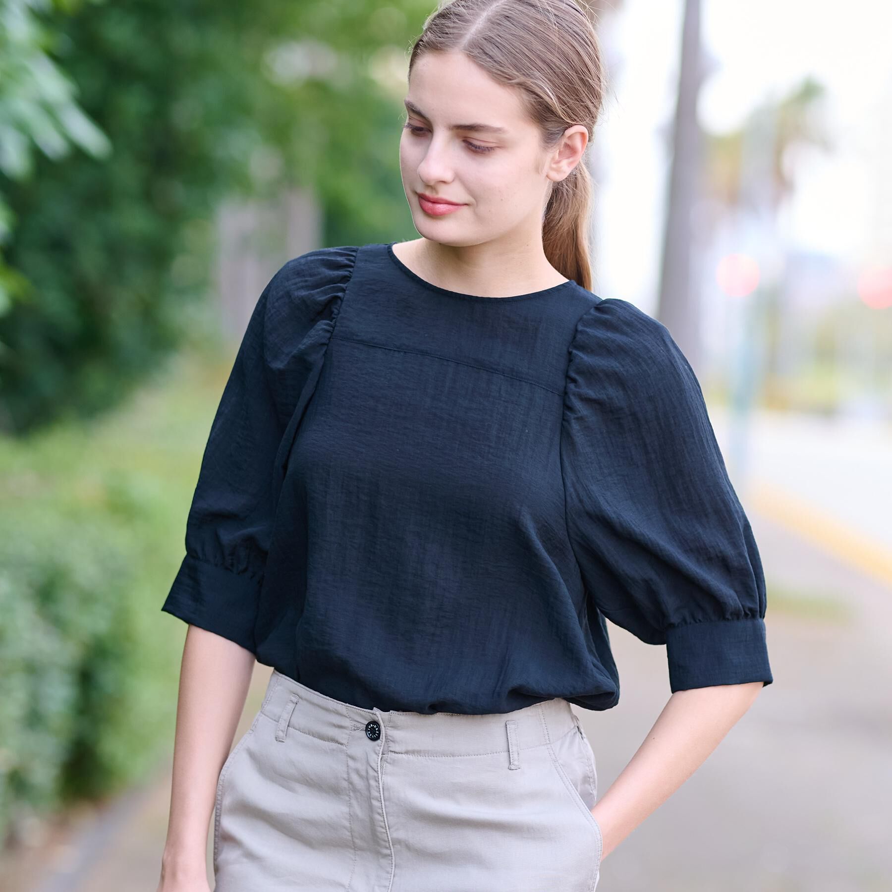 DRESSTERIOR「【洗える/清涼感】ボリュームスリーブバックジップブラウス」|シャツ・ブラウス|