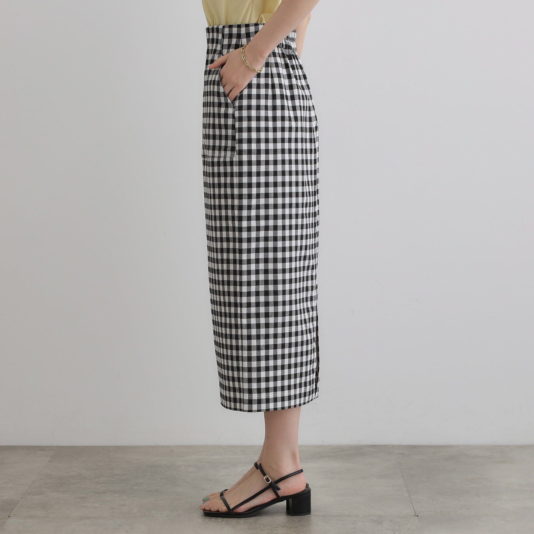 grove「楽ちんときれいを両立 ハイパーナロースカート」|スカート|