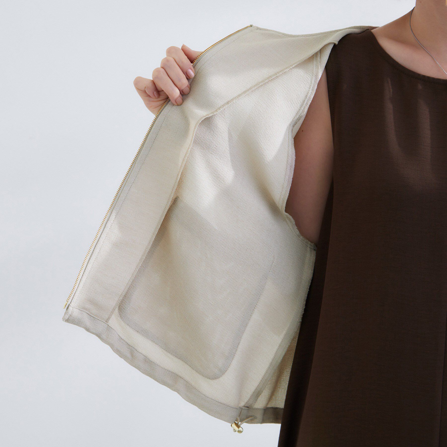 grove「透け感と立体感で魅せる、大人の夏のメッシュワイドスリーブジャケット」|ノーカラージャケット|