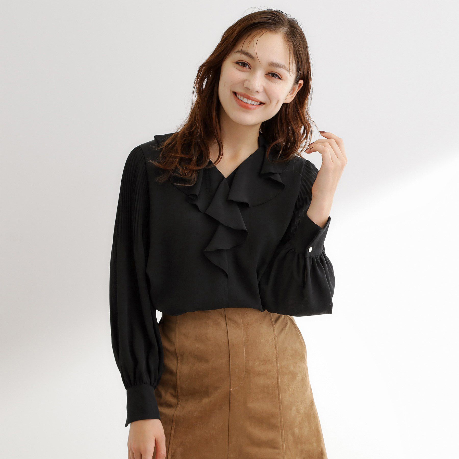 grove「袖プリーツフロントフリルブラウス」|シャツ・ブラウス|ブラック(019)