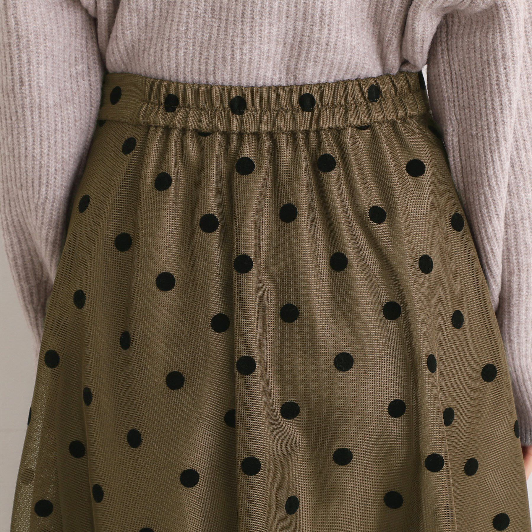 grove「甘さを抑えて、品よく華やぐ　メッシュフロッキードットスカート」|スカート|
