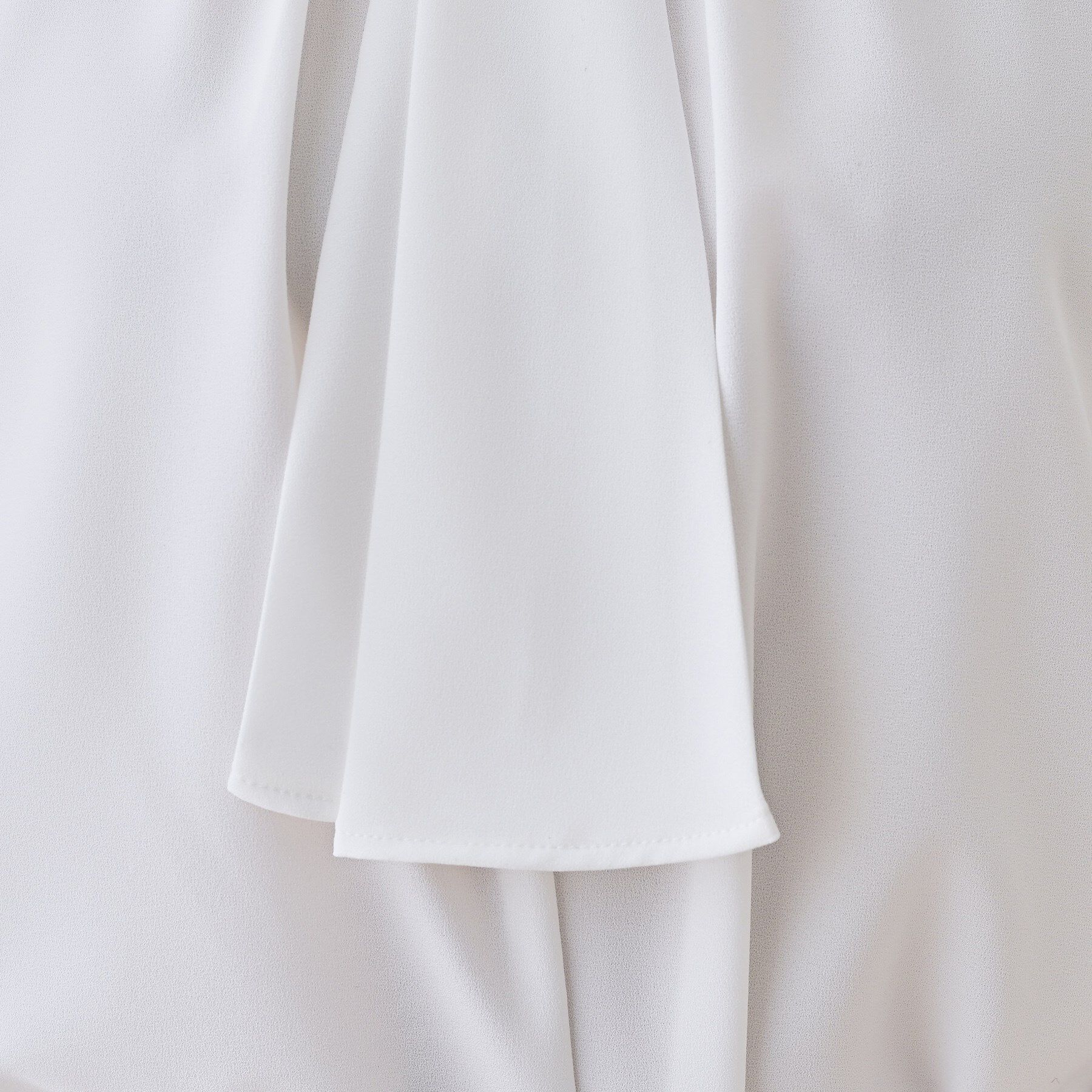 INDIVI「【洗える／UVケア】幾何学柄＆無地ボウタイブラウス」|シャツ・ブラウス|