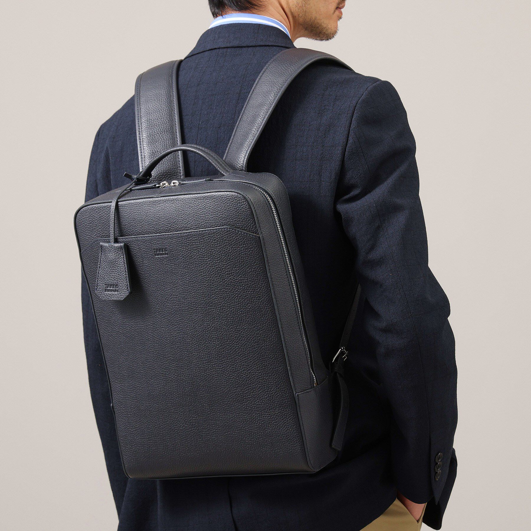 TAKEO KIKUCHI「フルベジタブルレザー バックパック」|リュック|ネイビー(093)