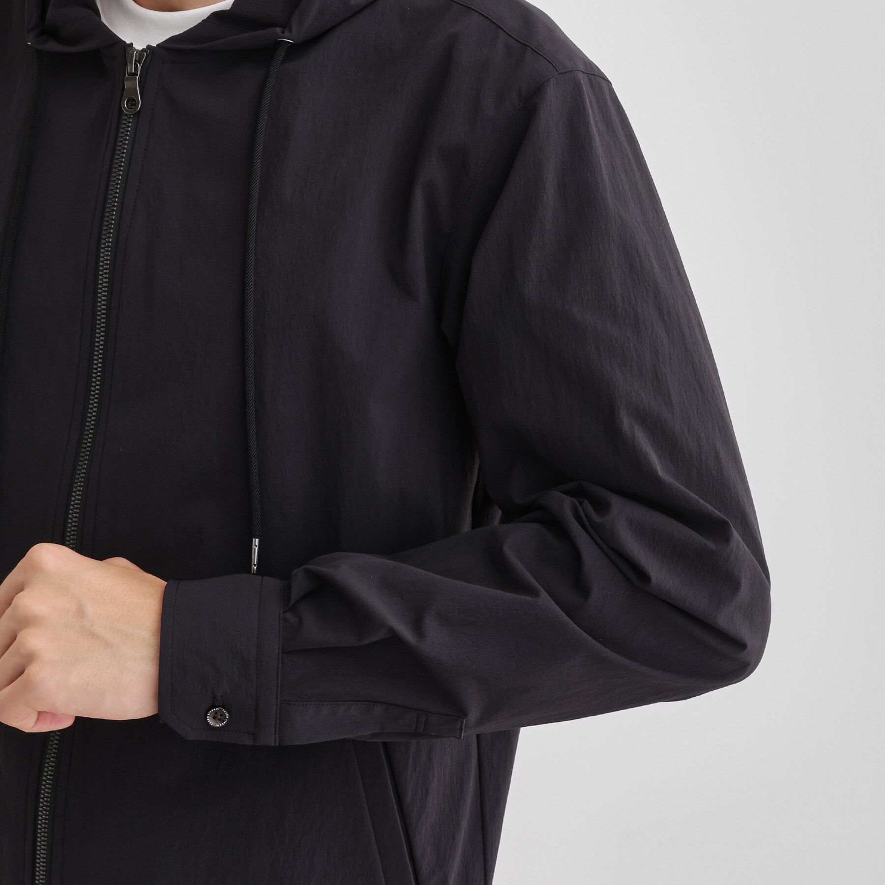 TAKEO KIKUCHI「【3D ナイロン ストレッチ】ジップアップ フードブルゾン」|ブルゾン・スタジャン|