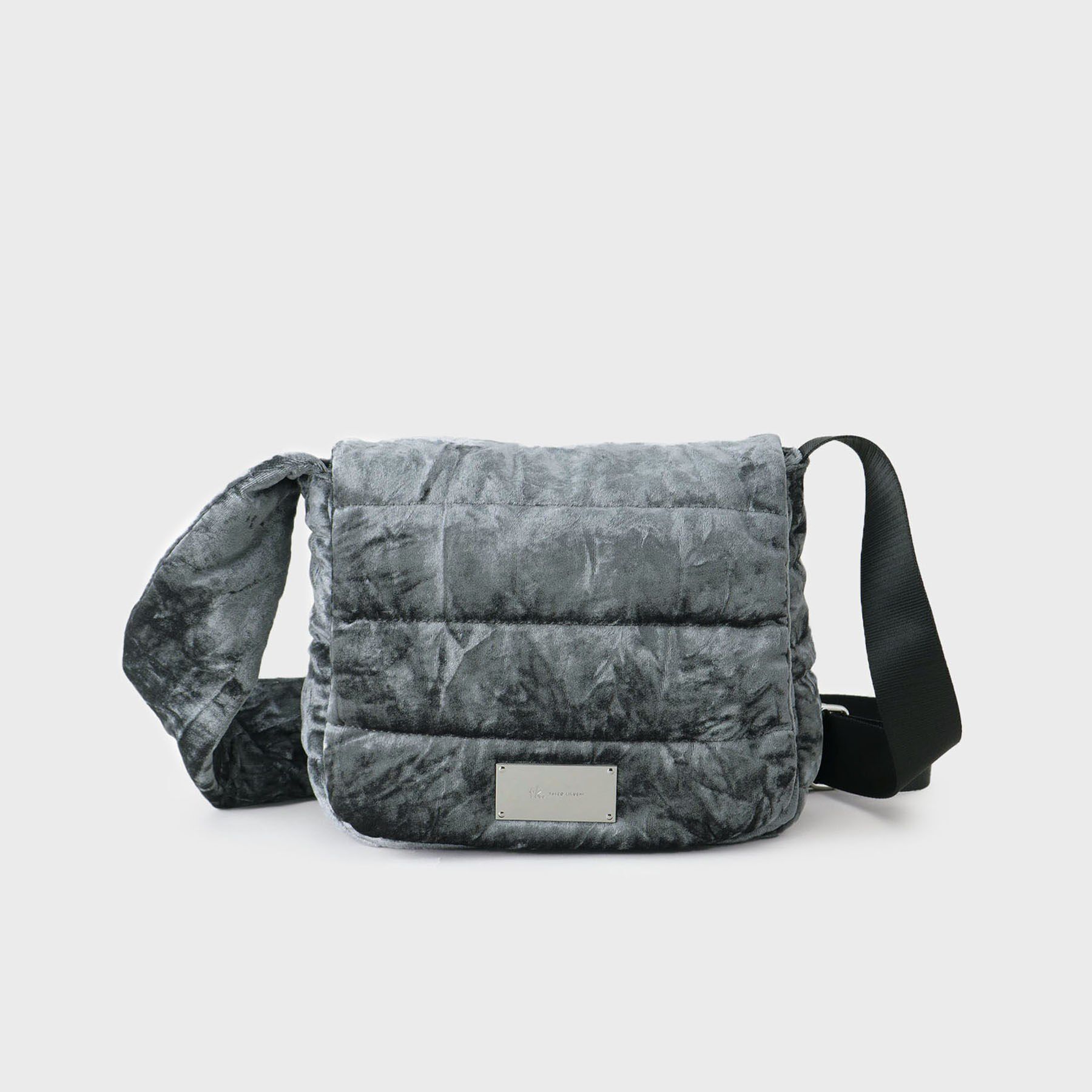 tk.TAKEO KIKUCHI「【パフィーシリーズ】フラップショルダーバッグ」|ショルダー・メッセンジャー|チャコールグレー(2