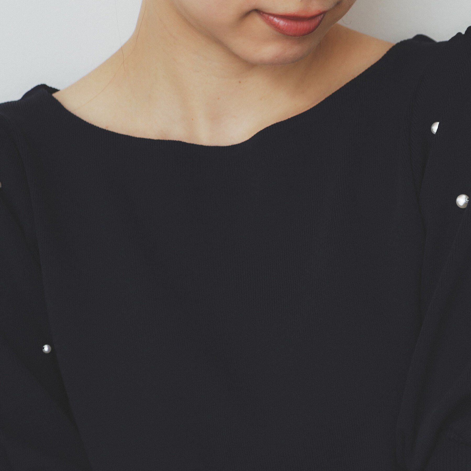 index「ドライタッチ パール調パフスリーブニット【洗濯機洗い可/UVケア/抗ピル/接触冷感】」|ニット・セーター|