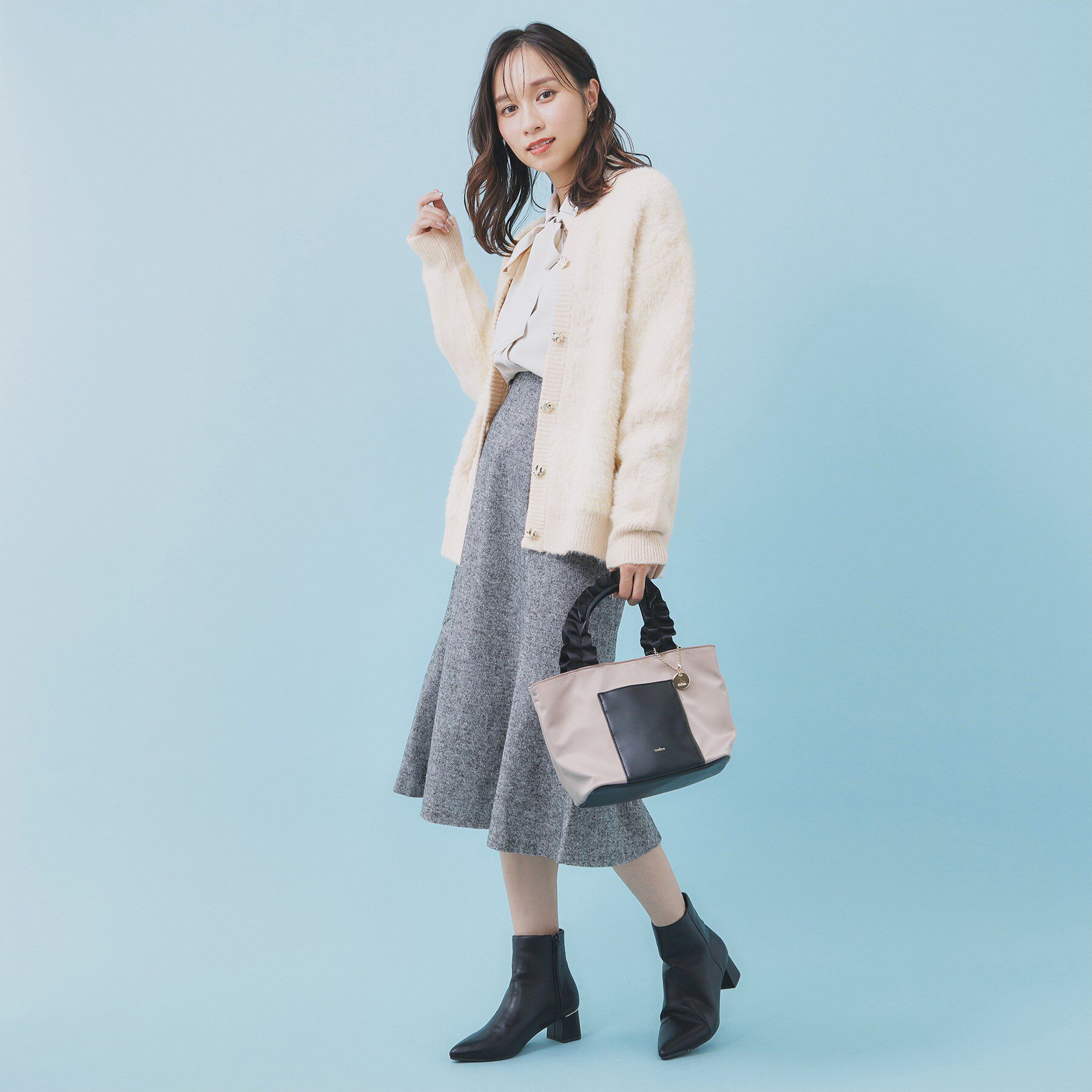 index「フェザー幾何ジャカードクルーミドルカーディガン【洗濯機OK】」|カーディガン|