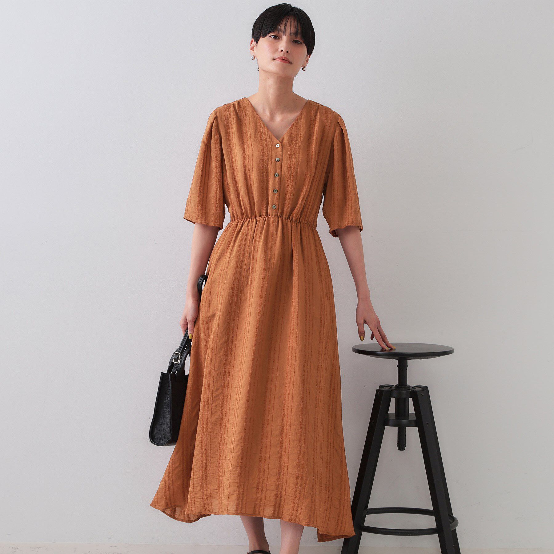 OPAQUE.CLIP「Vネックフィット＆フレアワンピース」|ワンピース|