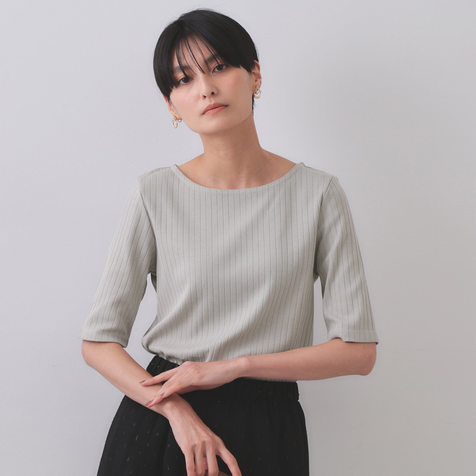 OPAQUE.CLIP「汗染み防止 ボートネックリブカットソー【洗濯機洗い可/抗ピル】」|Tシャツ・カットソー|グレー(012)