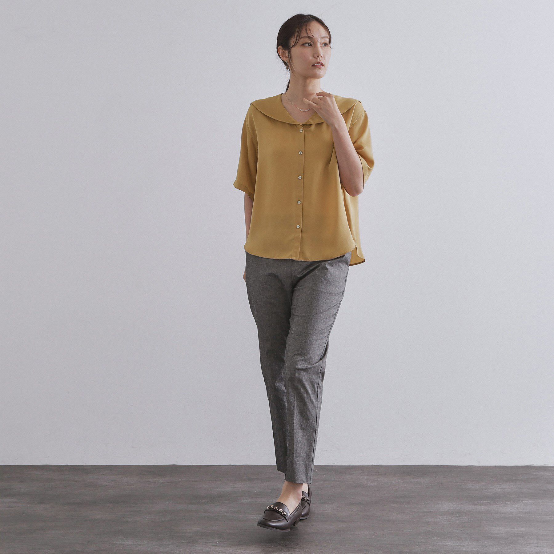 OPAQUE.CLIP「ヴィンテージサテンセーラーカラーブラウス【洗濯機洗い可】」|シャツ・ブラウス|