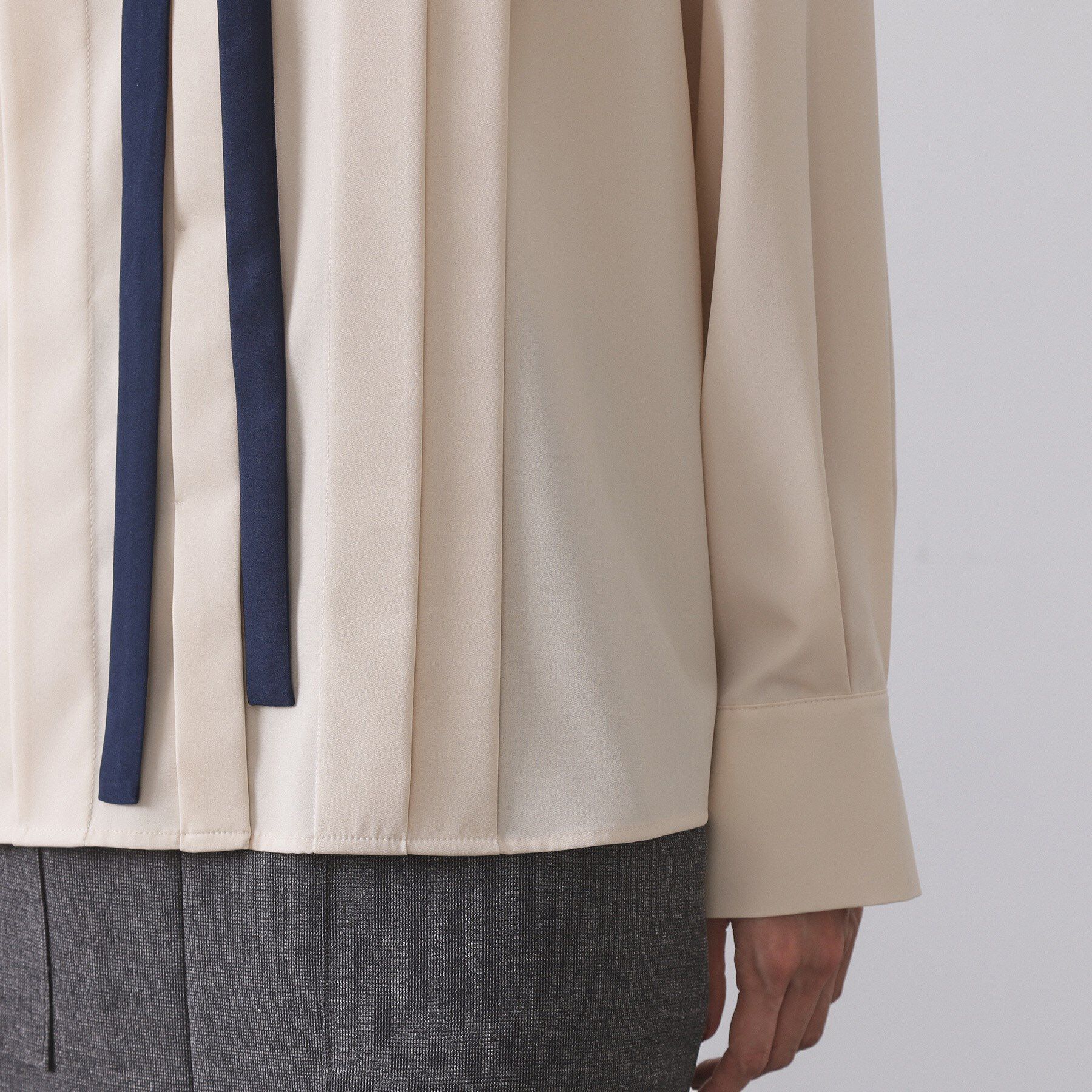 OPAQUE.CLIP「バイカラーボウタイブラウス【洗濯機OK】」|シャツ・ブラウス|