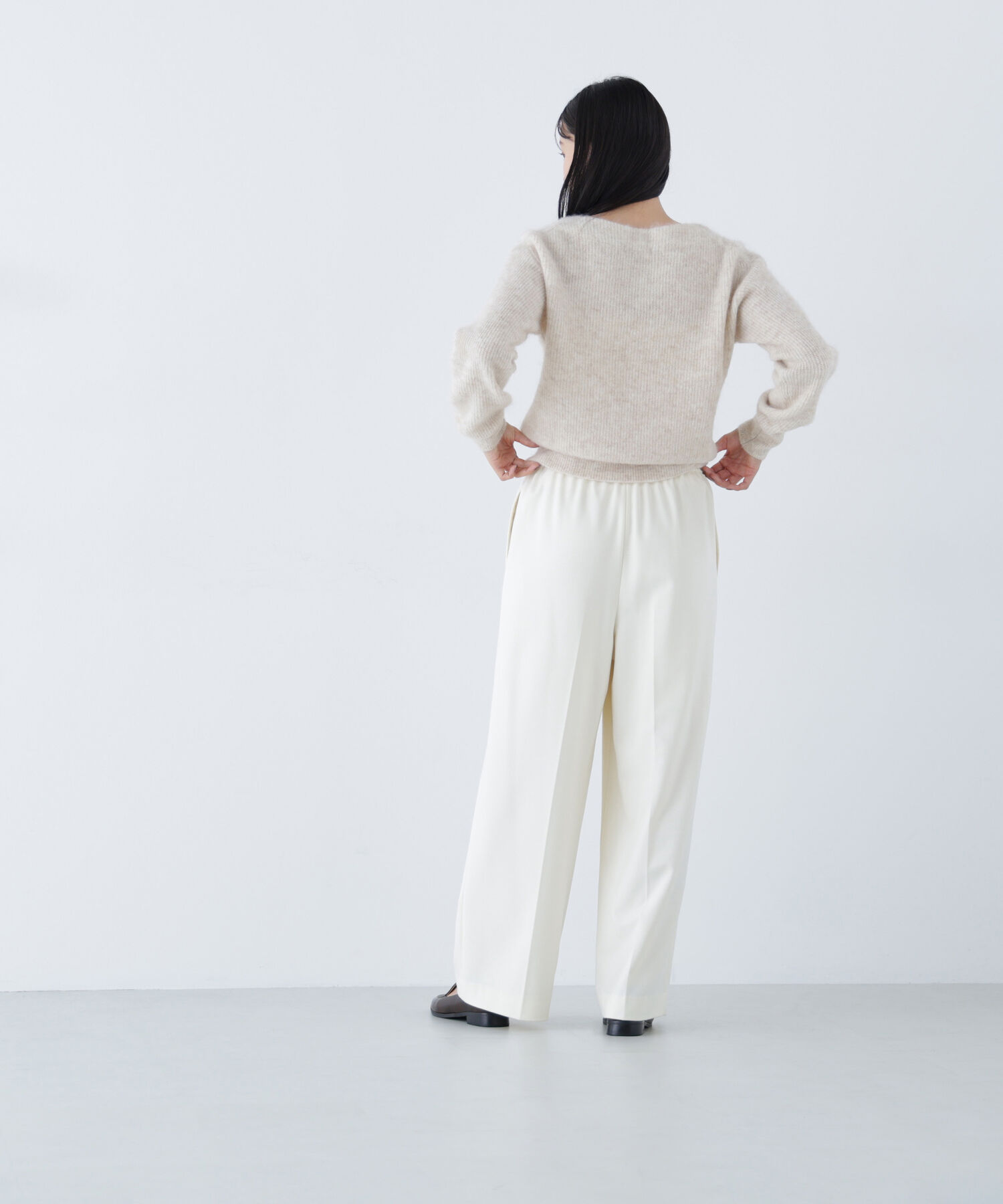  「アルパカ混クルーネックニット」|ニット・セーター|