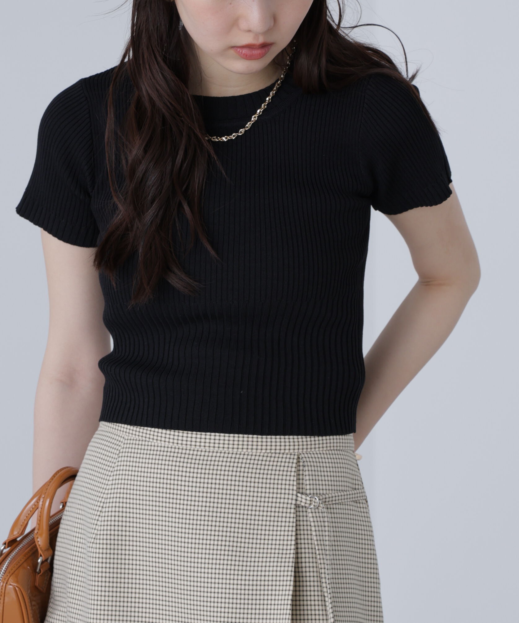  「ショート丈クルーネックリブニット」|ニット・セーター|