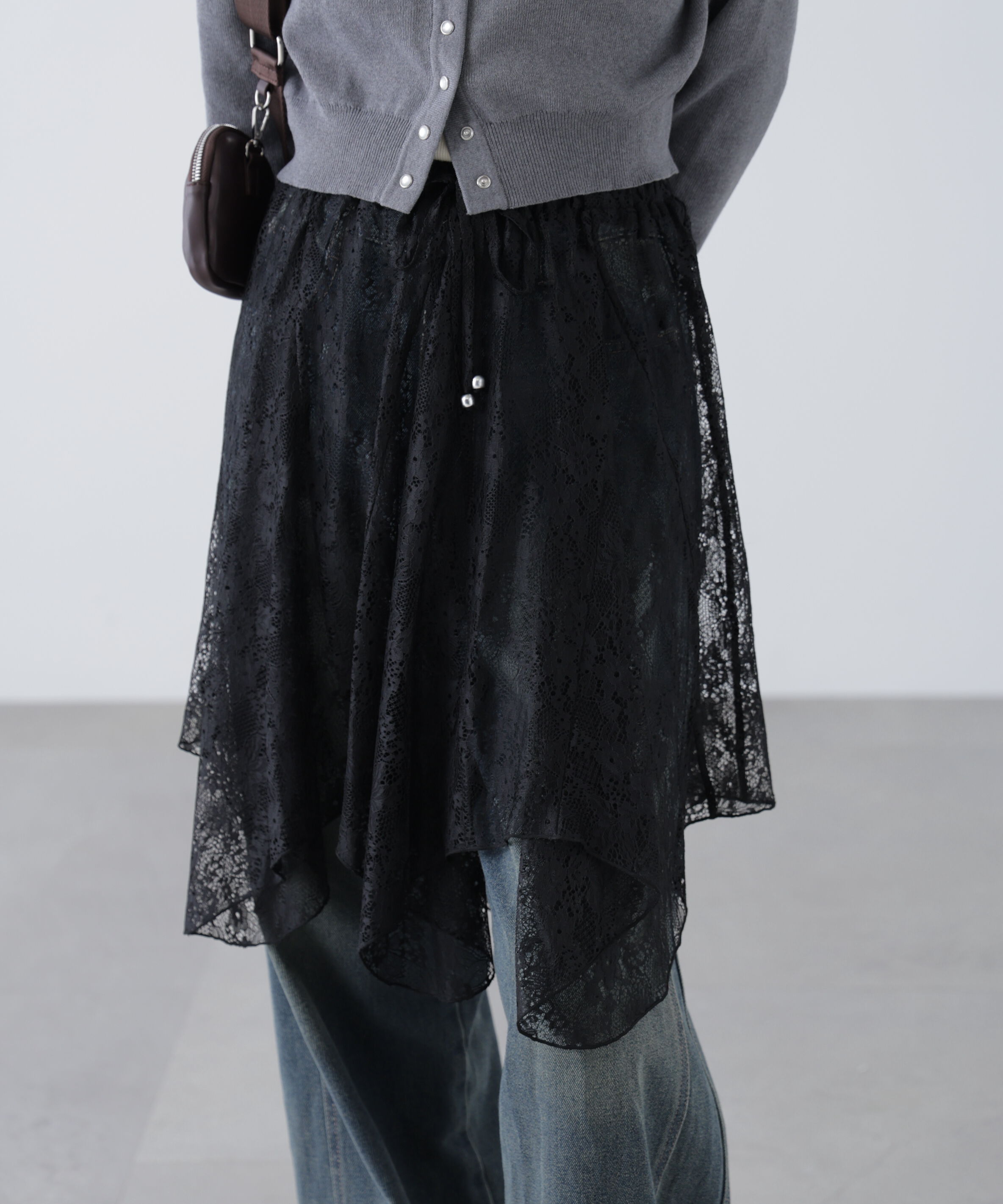  「イレヘムシアーレースミディスカート」|スカート|ブラック