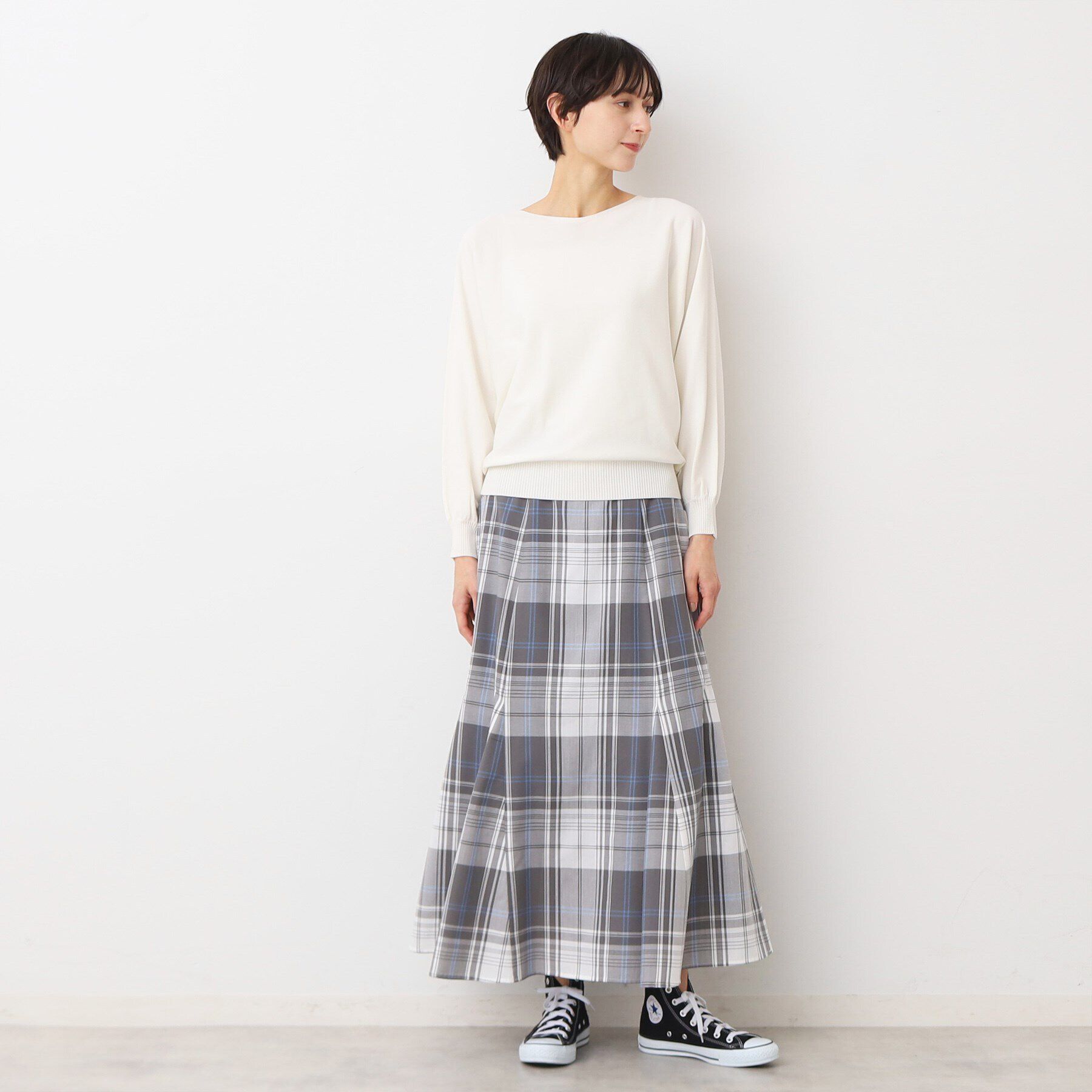 Dessin「【洗える】後ろボタンニットプルオーバー長袖（XS～L）」|ニット・セーター|