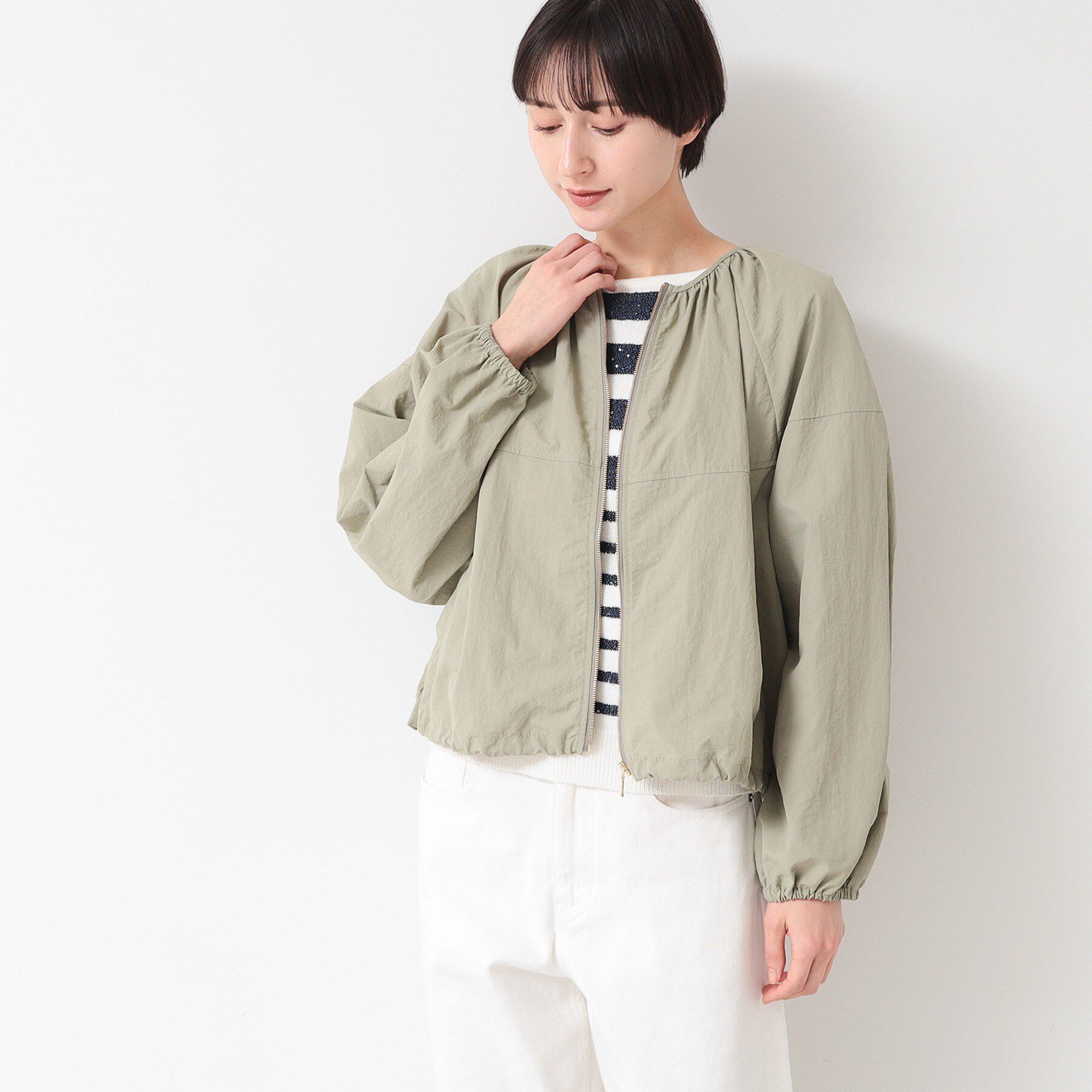 Dessin「【洗える】ギャザークルーネックブルゾン（S～L）」|ブルゾン・スタジャン|