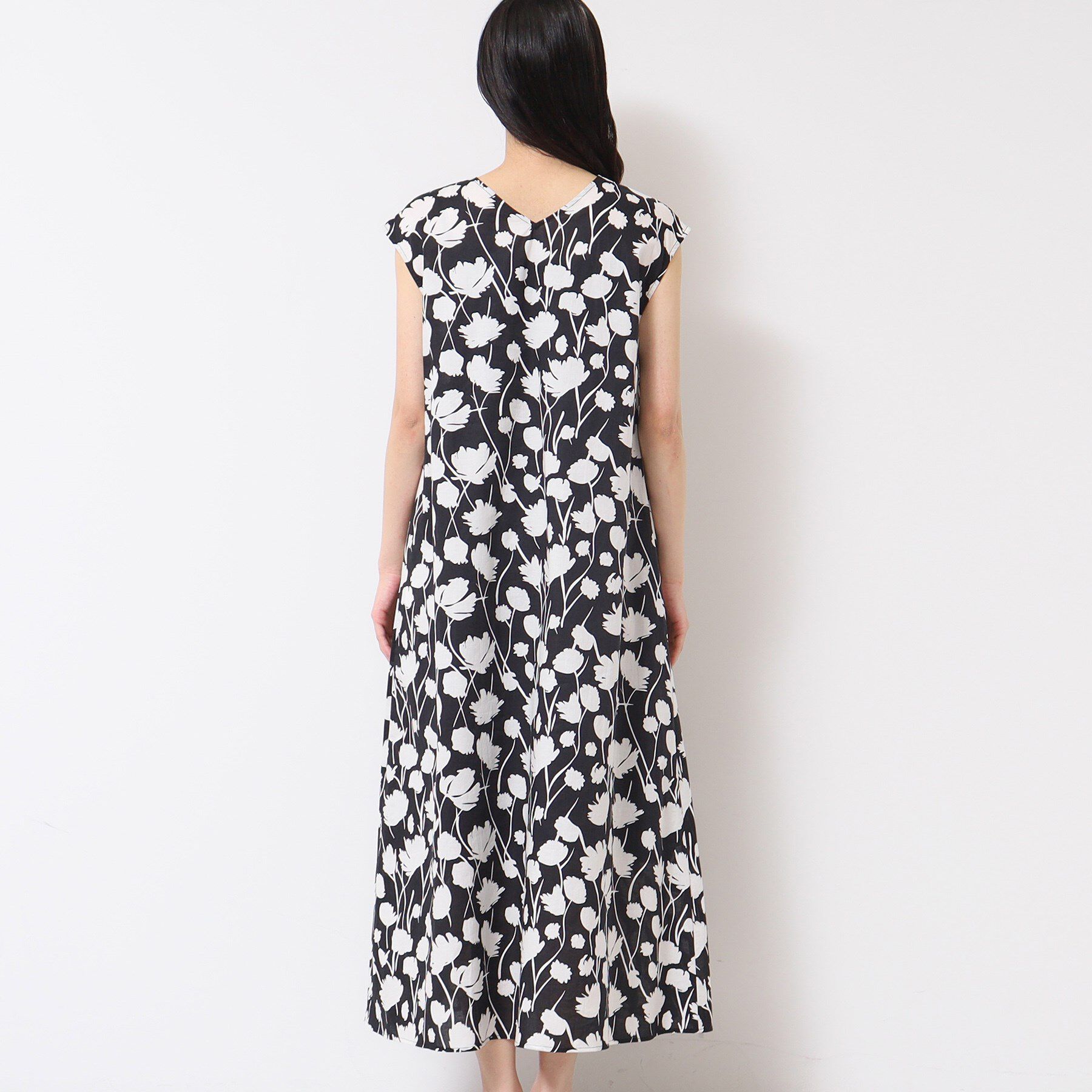 Dessin「【リンクコーデ・洗える】フラワープリントワンピース」|ワンピース|