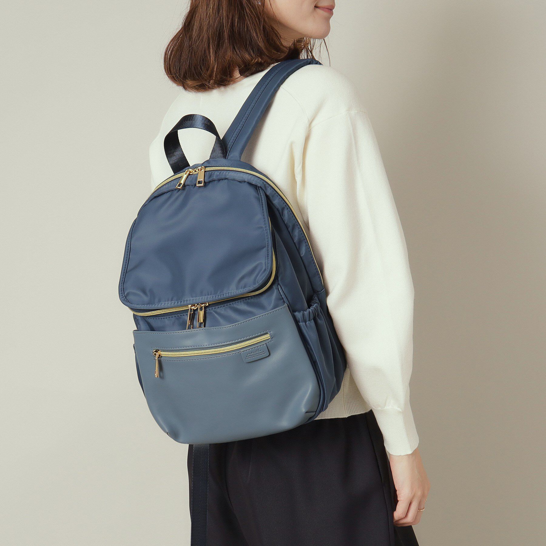 ITS&rsquo;DEMO「【A4対応／ポケット10】収納アドバイザーPCリュック」|リュック|ブルー(092)