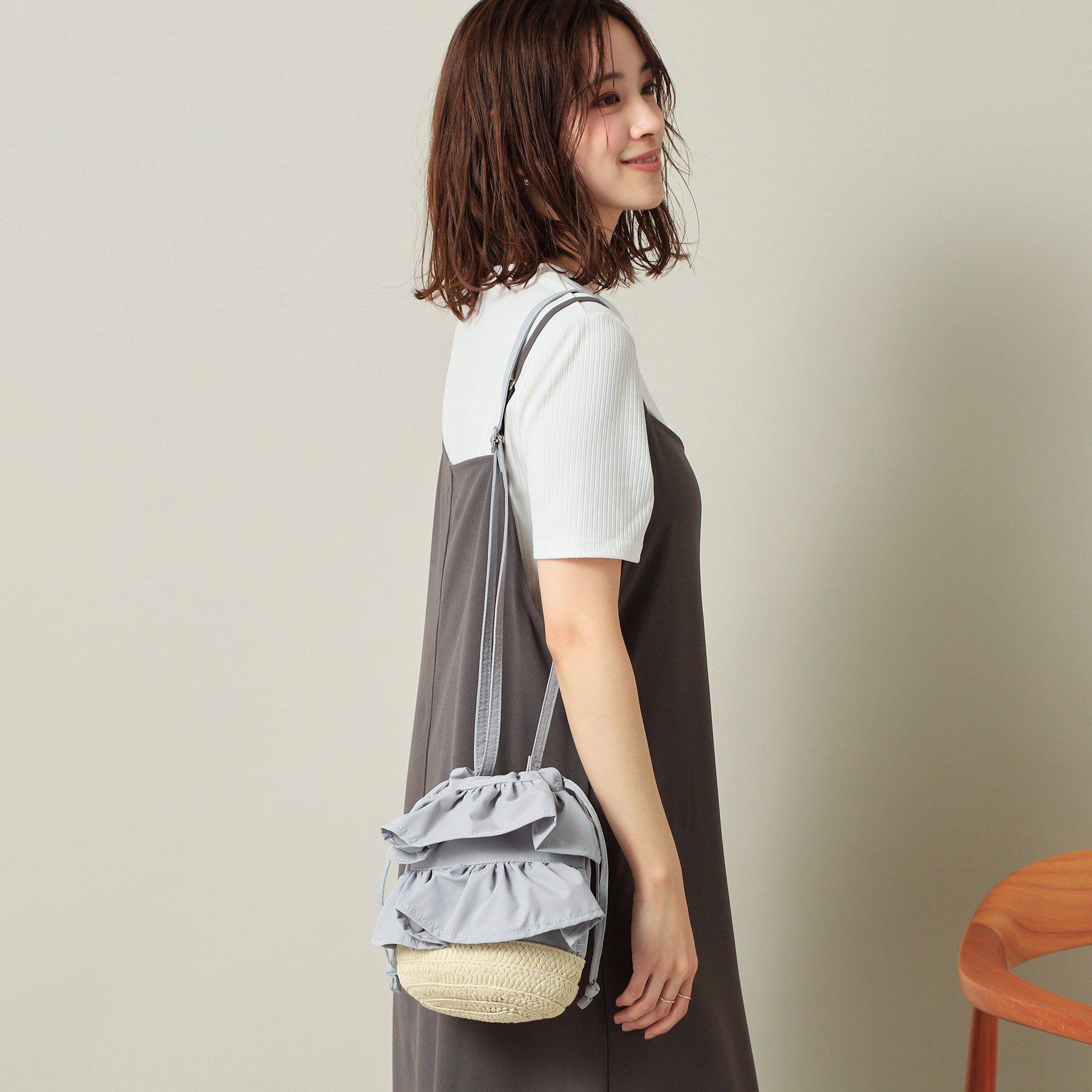 ITS&rsquo;DEMO「雑材フリルコンビ巾着ショルダー」|ショルダー・メッセンジャー|