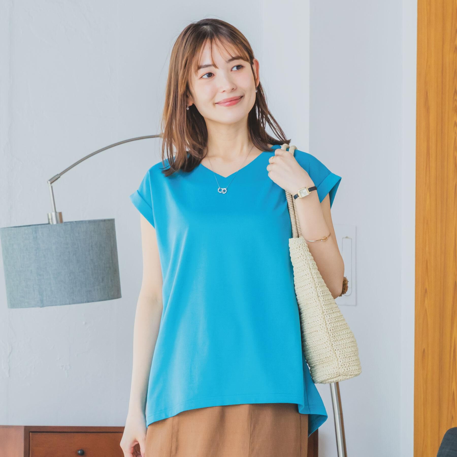 ITS&rsquo;DEMO「【吸水速乾／洗濯機OK／洗濯後しわになりにくい】カットミラノVネックプルオーバー」|Tシャツ・カットソー|