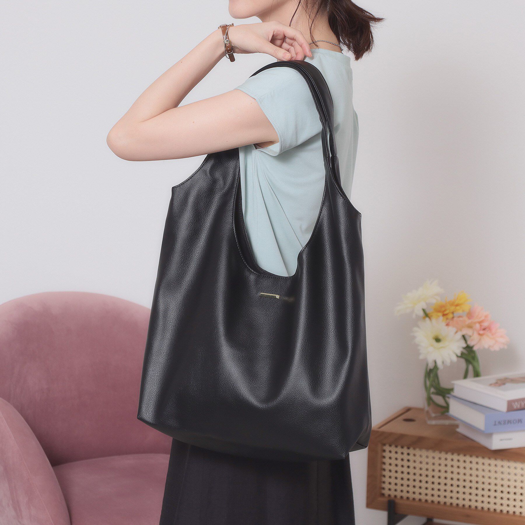 ITS&rsquo;DEMO「【A4対応】ラウンドトート」|トートバッグ|ブラック(019)