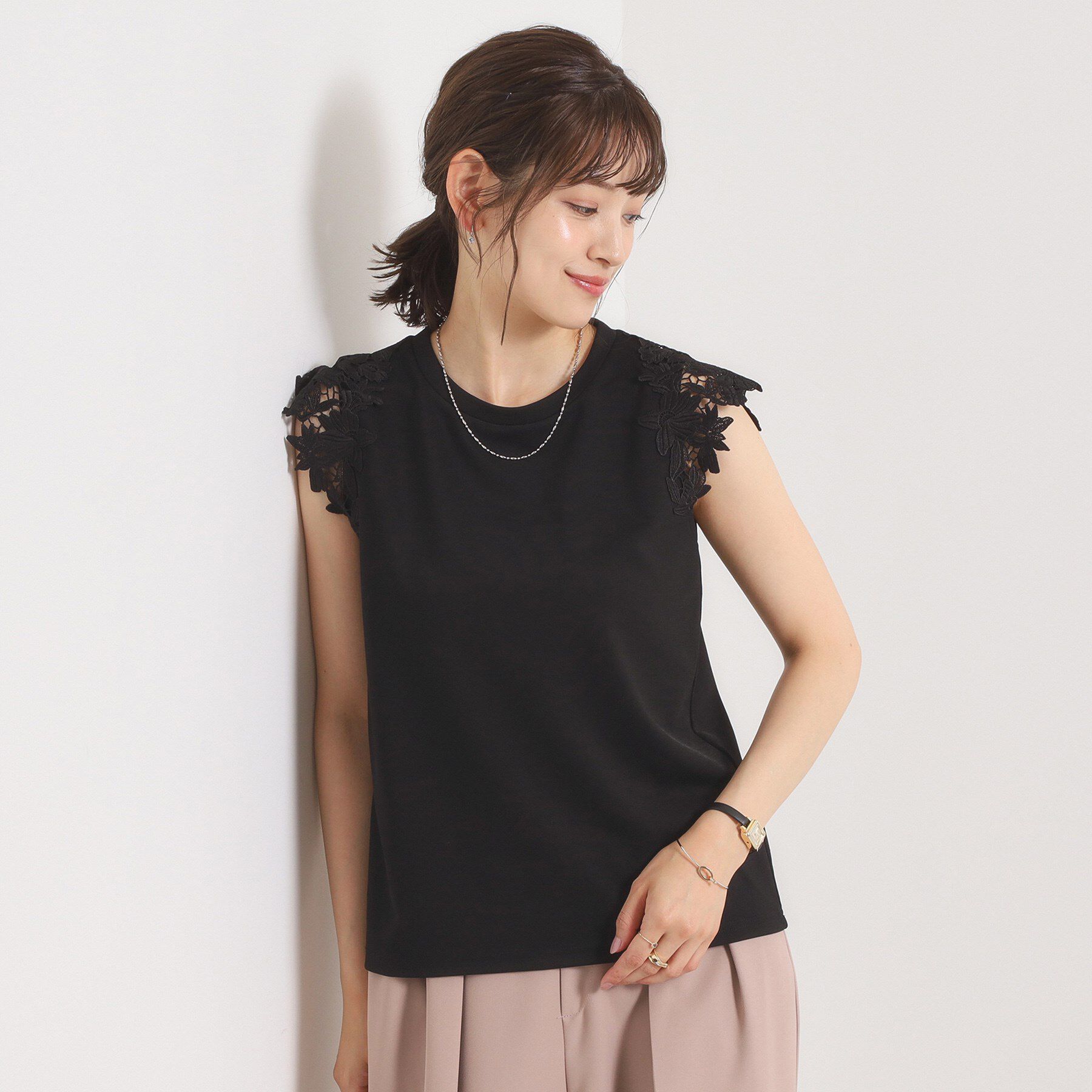 ITS&rsquo;DEMO「【手洗い可】袖レースポンチプルオーバー」|Tシャツ・カットソー|ブラック(019)