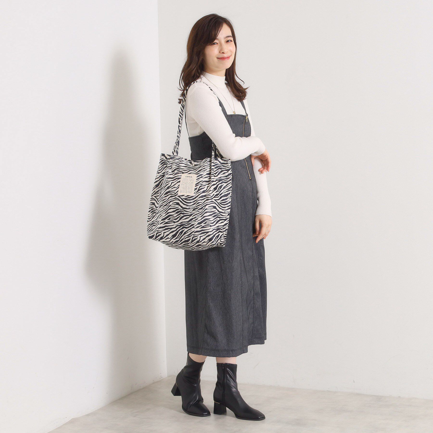 ITS&rsquo;DEMO「【A4対応】スエードハンドルタックトート」|トートバッグ|