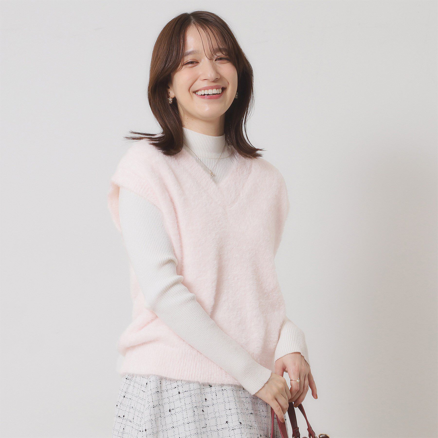 ITS&rsquo;DEMO「【手洗い可】フェザーヤーンニットジレ」|ニット・セーター|ライトピンク(070