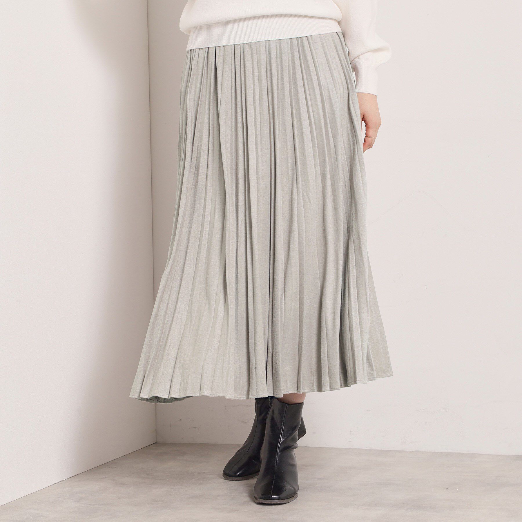 ITS&rsquo;DEMO「【手洗い可/ウエストゴム】フェイクスエードプリーツスカート」|スカート|グレージュ(050)