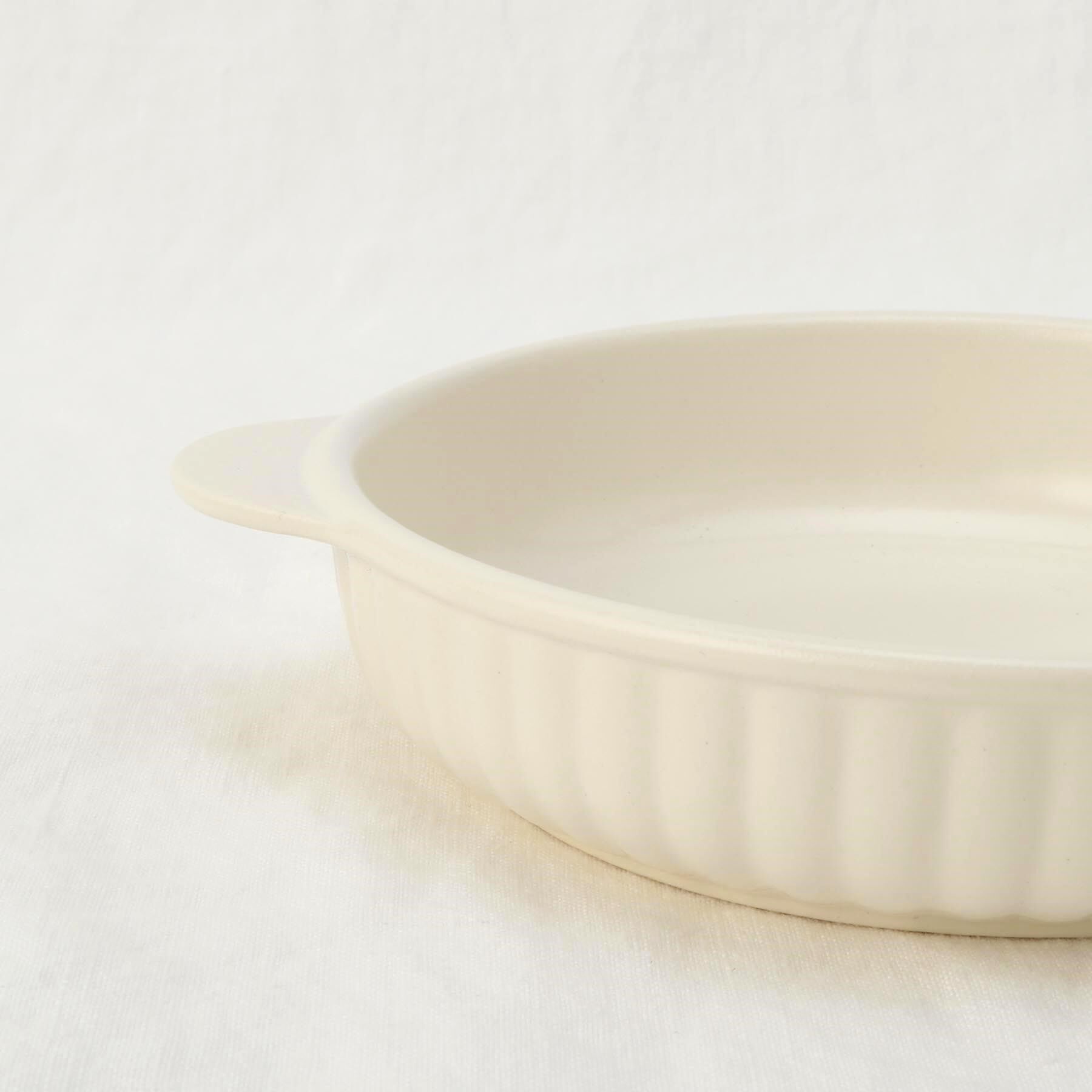 212 KITCHEN STORE「KOS ラウンドグラタン アイボリー」|食器・キッチングッズ|