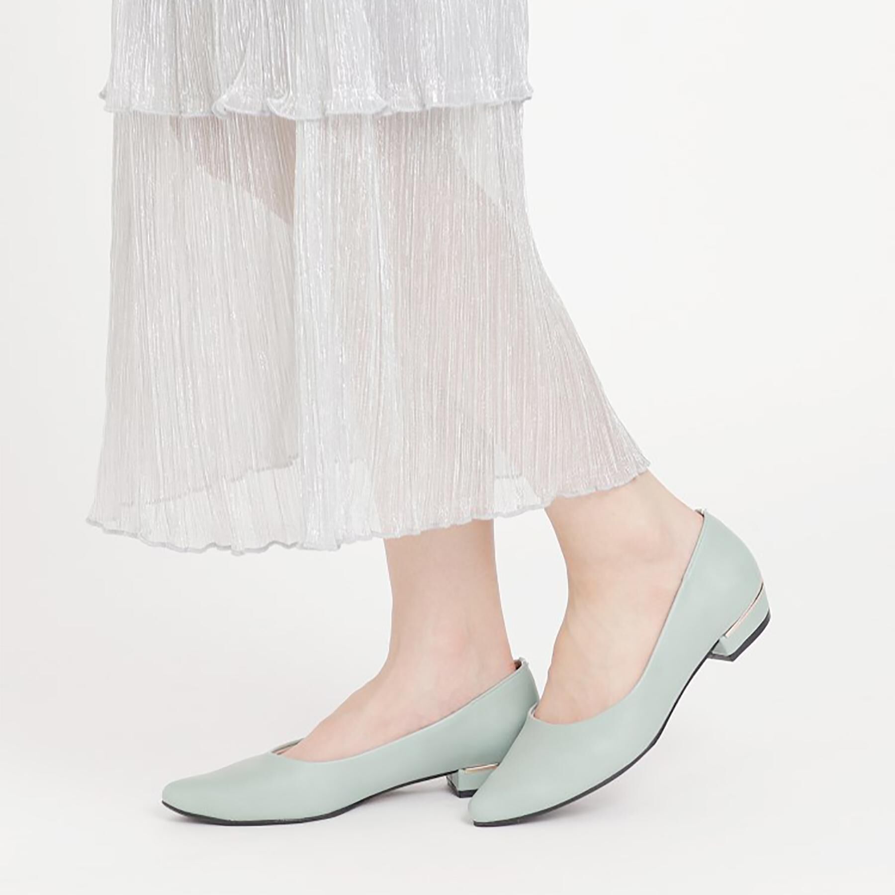 ESPERANZA「《定番》晴雨兼用クッションフラットパンプス」|パンプス|ﾗｲﾄｸﾞﾘｰﾝ(021)