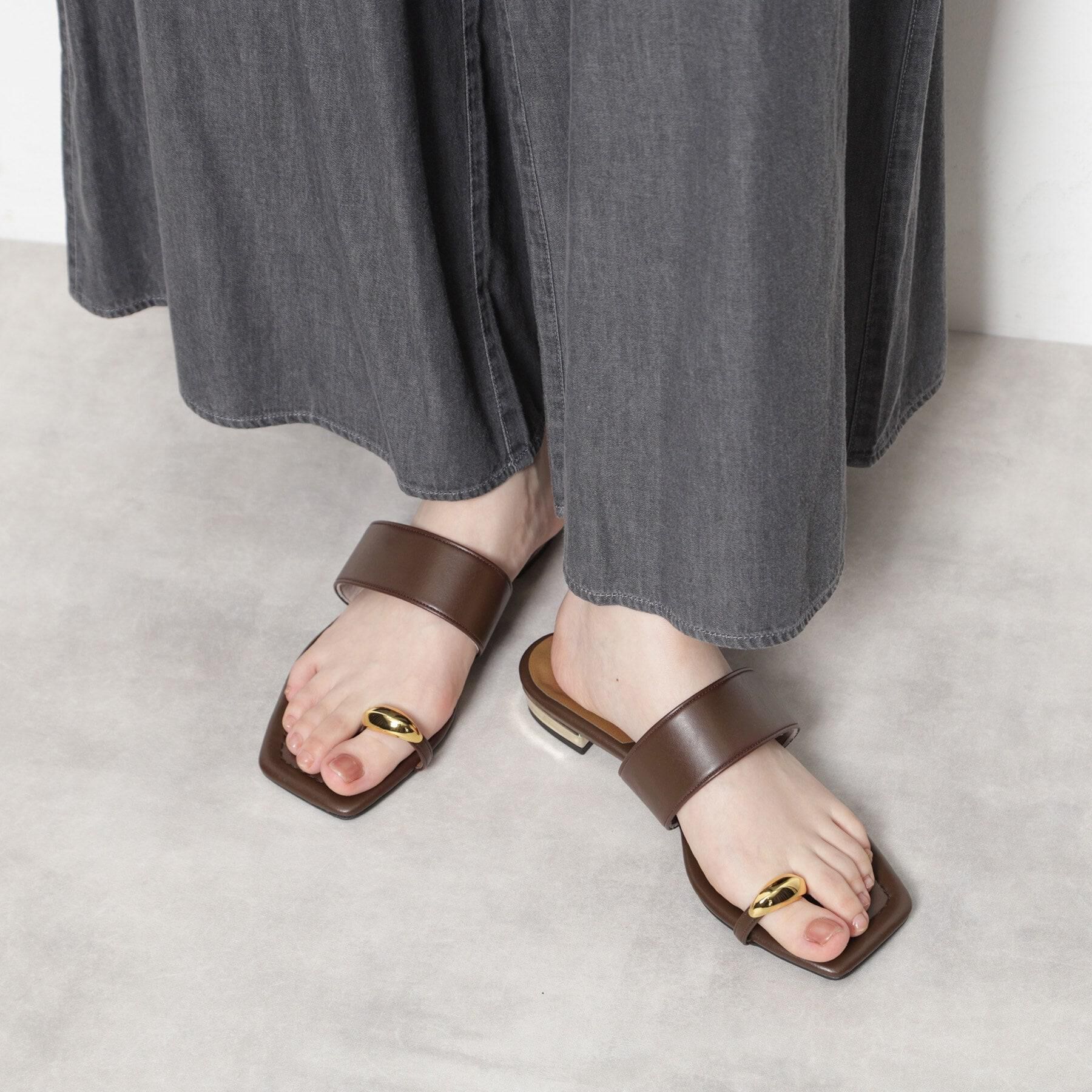 ESPERANZA「ゴールドリングトングフラットサンダル」|サンダル|モカブラウン(042