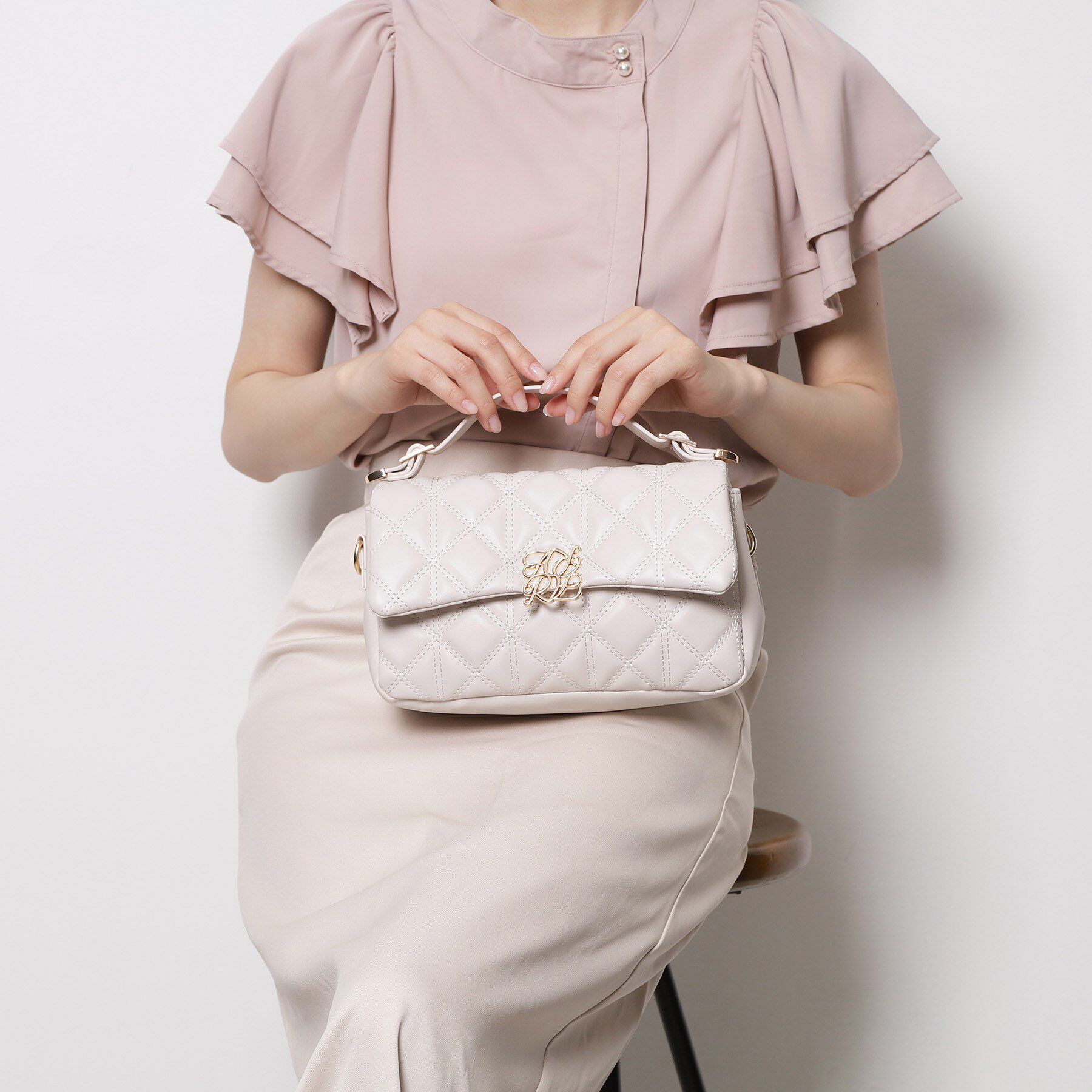 Ober Tashe「2WAYキルティングショルダーバッグ」|ショルダー・メッセンジャー|