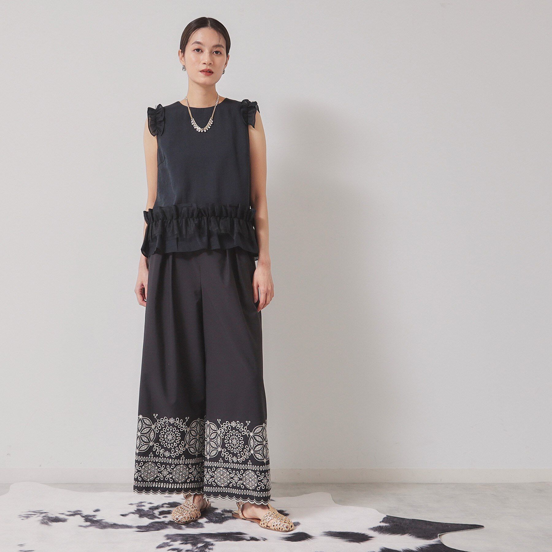 SunaUna「【フリル＆フリル／大人フェミニン】チュニックブラウス」|シャツ・ブラウス|