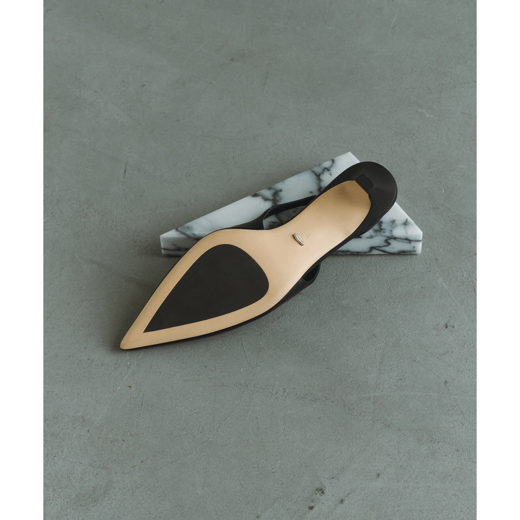 CODE A「Tony Bianco｜DANNI slingback pumps」|パンプス|