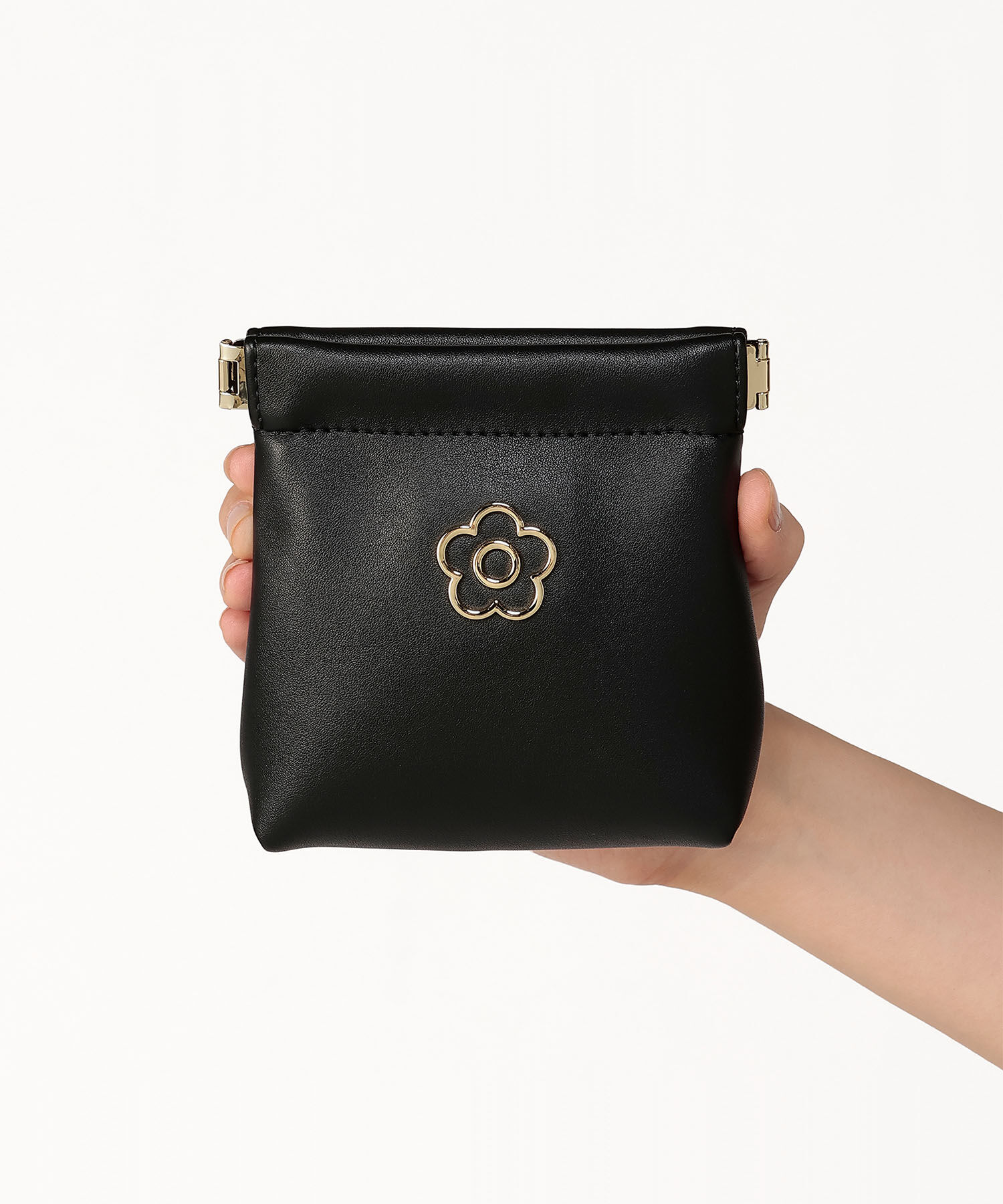 MARY QUANT「アウトラインメタルデイジー バネクチポーチ」|ポーチ|ブラック