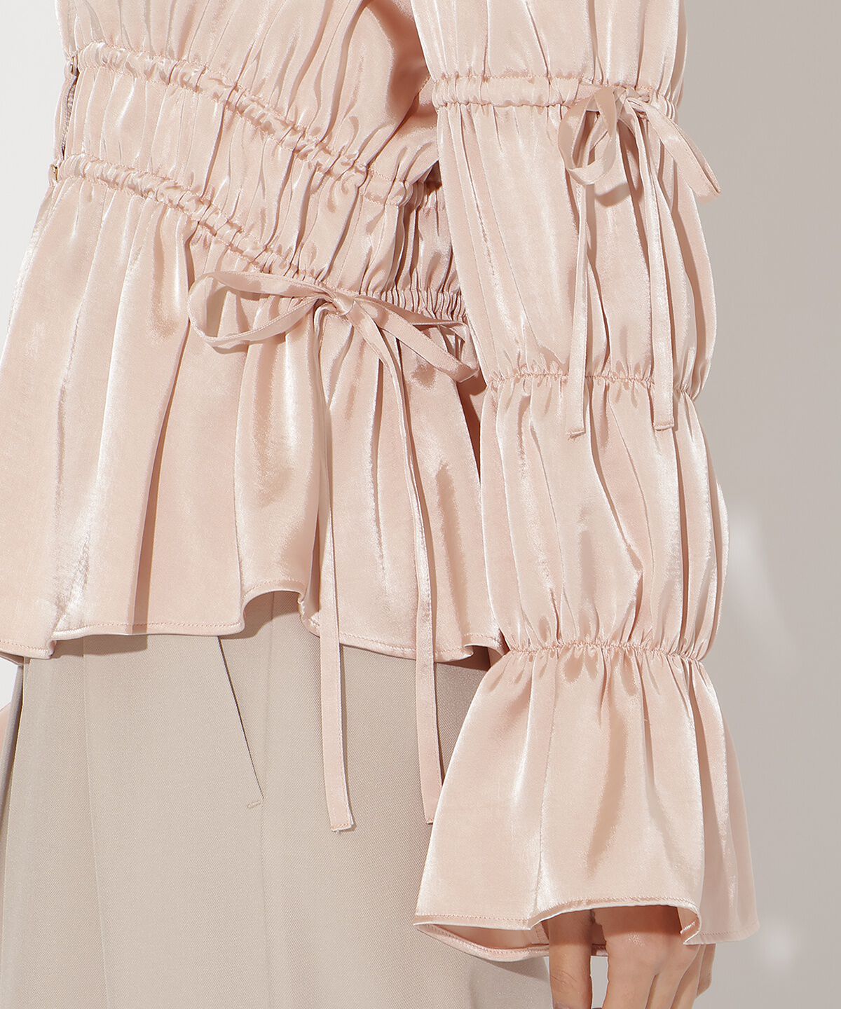 アンドクチュール「ウエストシャーリングブラウス」|シャツ・ブラウス|