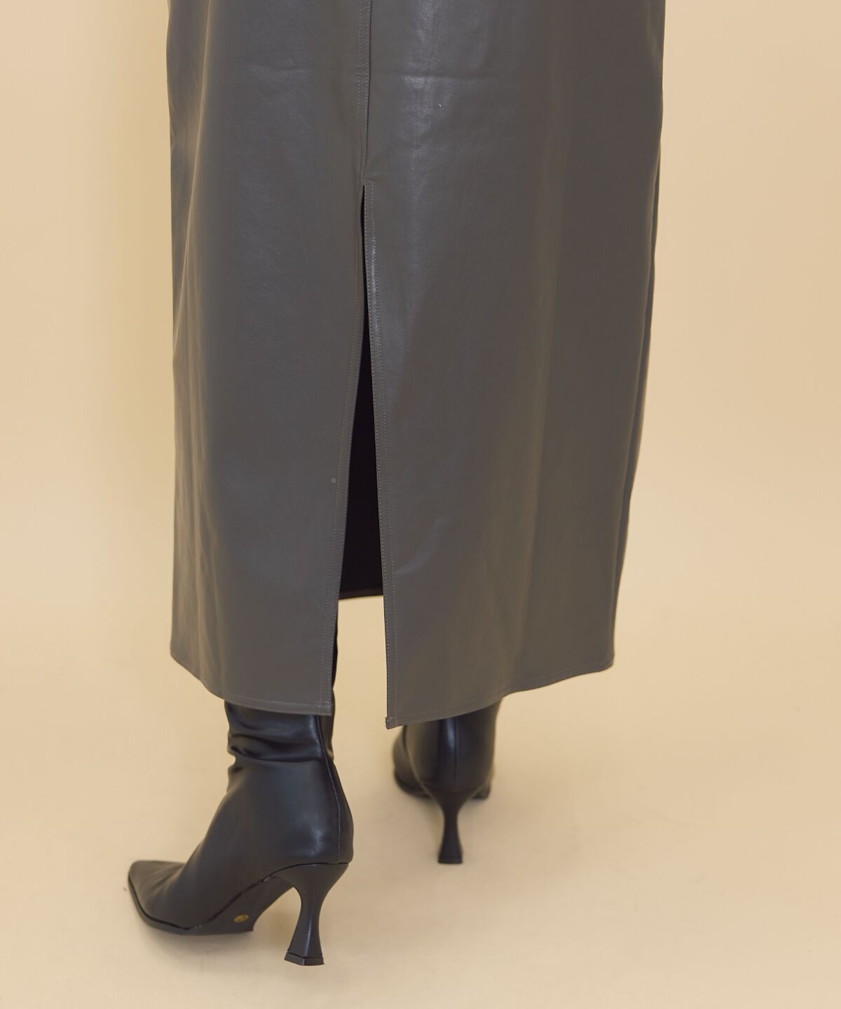 REDYAZEL「レザーロングスカート」|タイト|