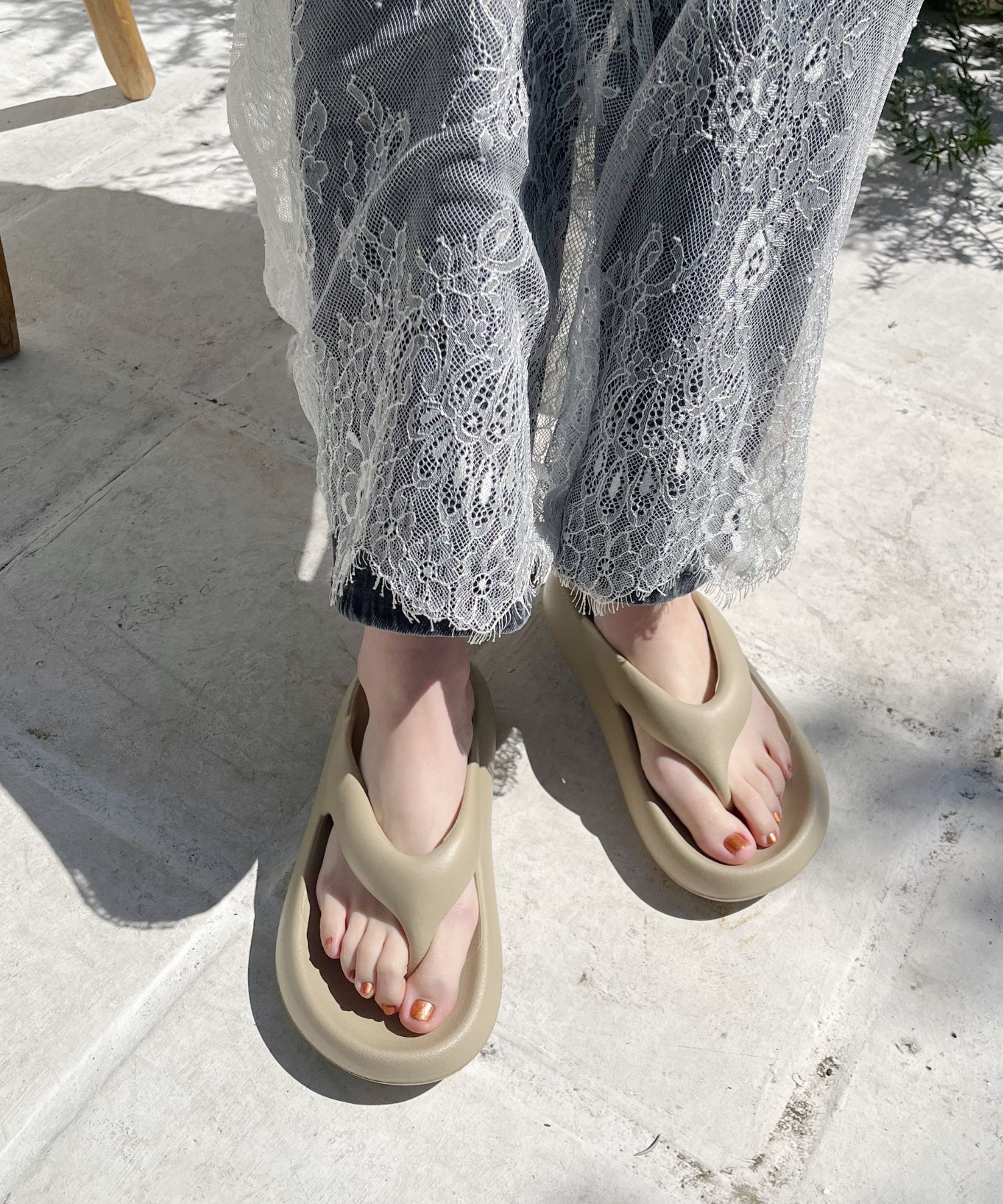 ORiental TRaffic「【リカバリーサンダル】パデットトングサンダル/OT3219 トング サンダル 人気 売れてる トレンド 軽い」|サンダル|