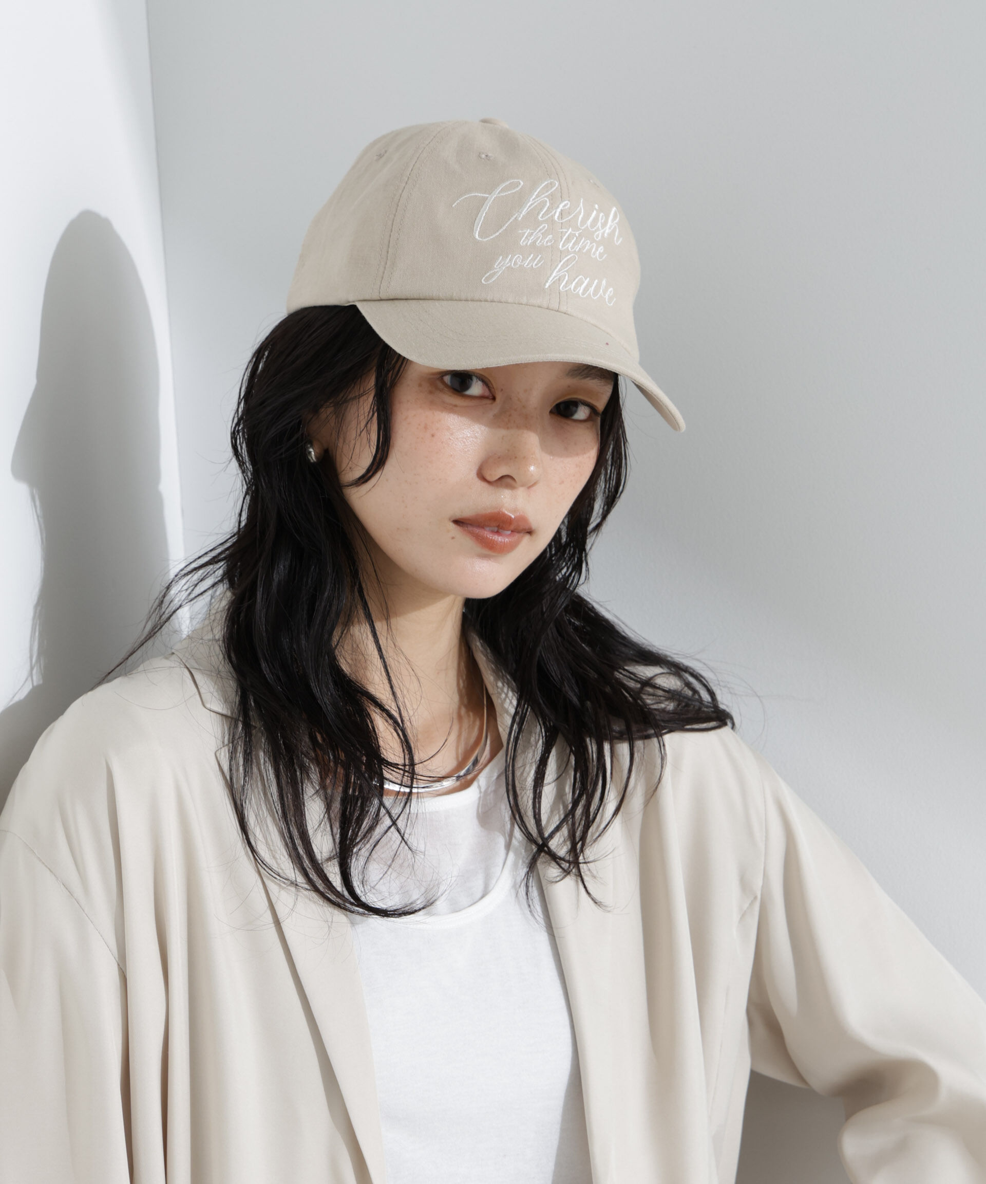 nano･universe「刺繍リネン混キャップ」|キャップ・キャスケット|ベージュ