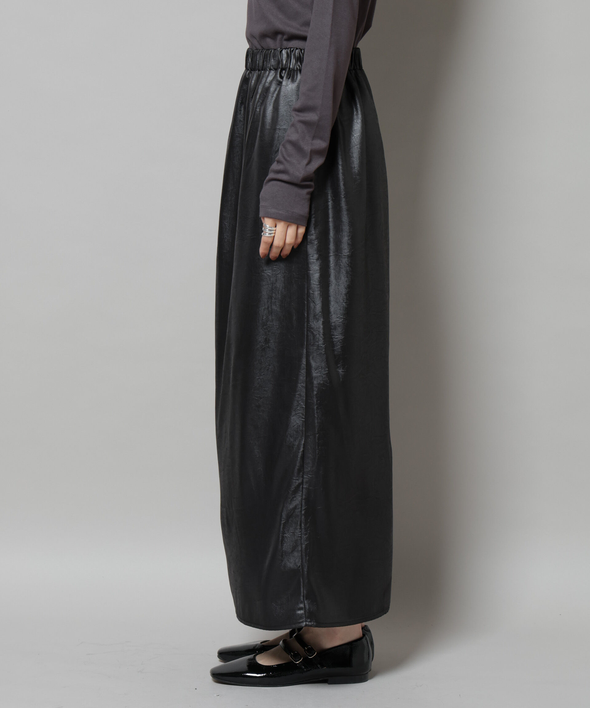 nano･universe「レザーライクシャイニースカート」|スカート|