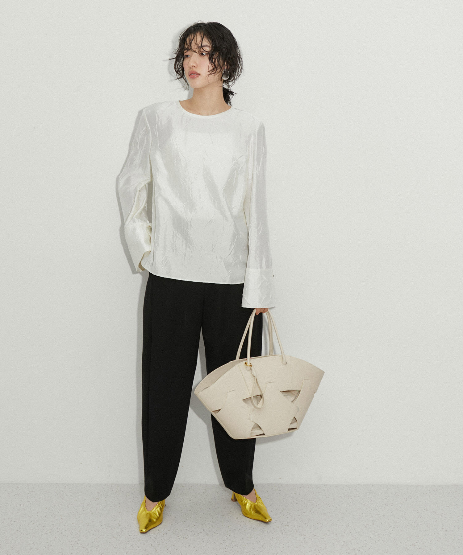 ADAM ET ROPE'「フォルムレザーバッグ」|トートバッグ|