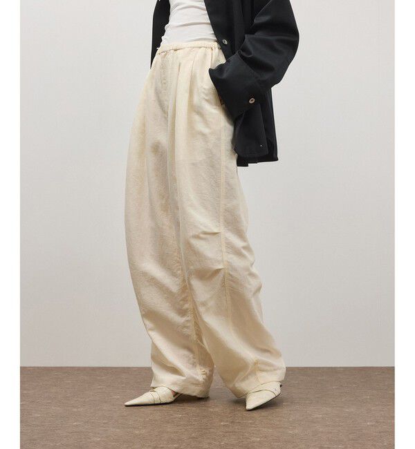 ADAM ET ROPE'「2WAYヘムパラシュートパンツ」|チノ|オフホワイト(15)