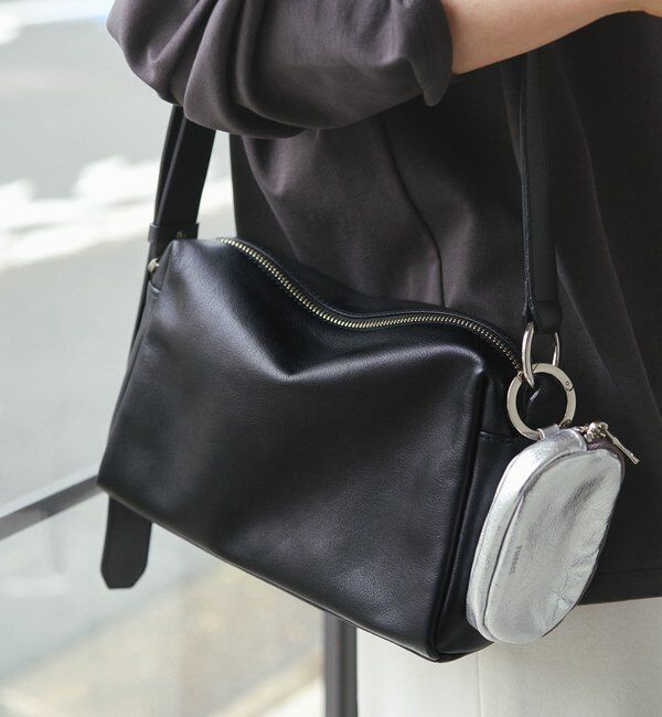  「レザースクエアショルダーバッグ」|ショルダー・メッセンジャー|