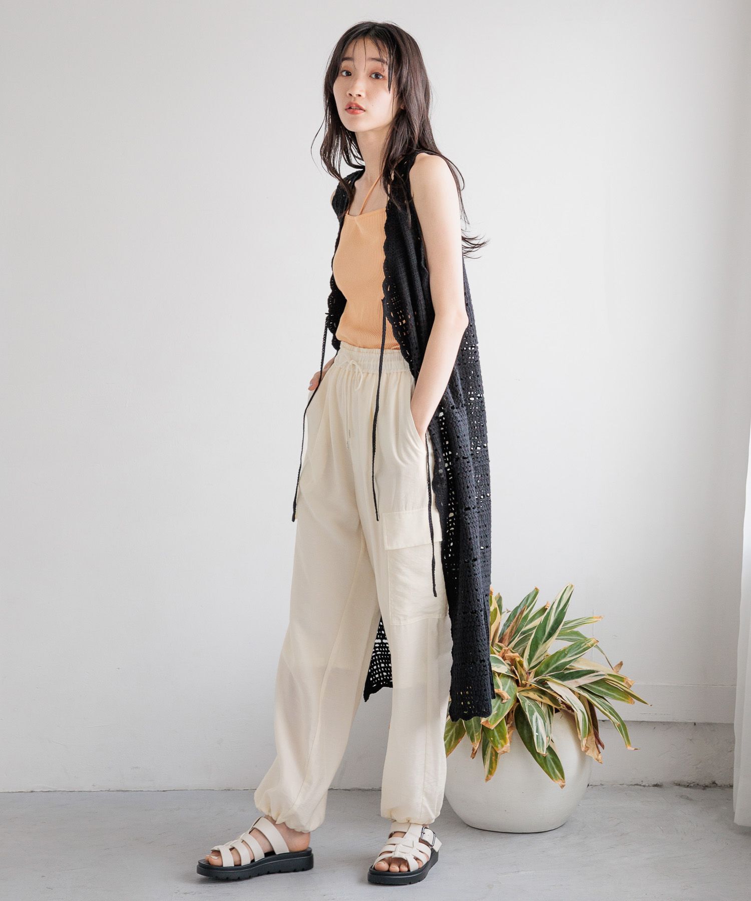 LOWRYS FARM「スタイルUPカップアシメキャミ」|シャツ・ブラウス|