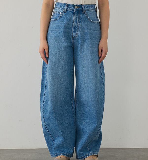 abahouse mavie「【GISELe 4月号掲載】ウォッシュドバレルジーンズ/大人カジュアル/カーブパ」|デニム|