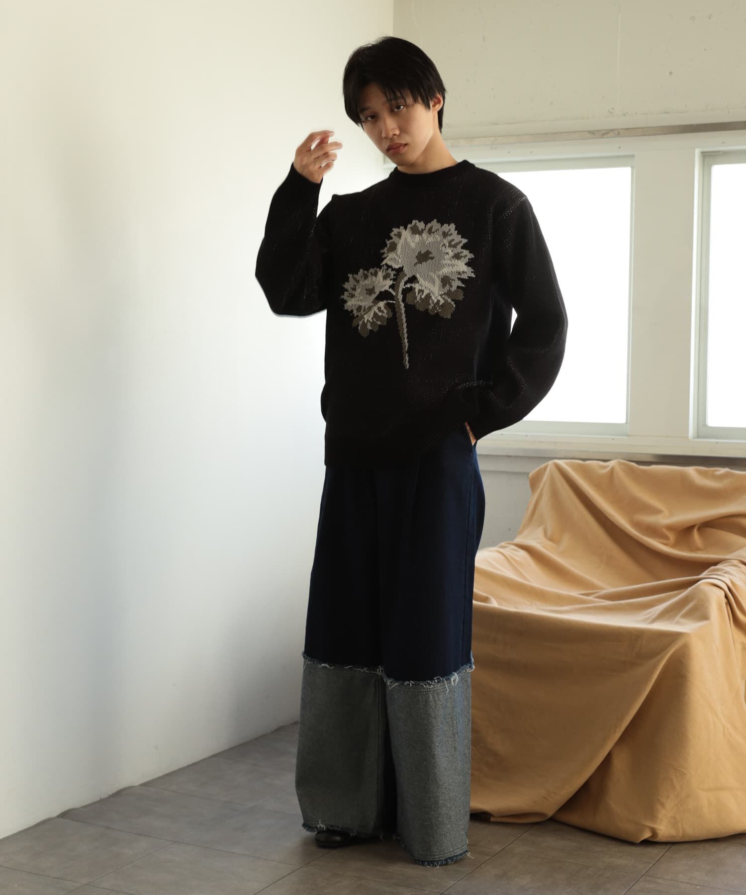 SENSE OF PLACE by URBAN RESEARCH「モールフラワーモチーフクルーネックセーター」|ニット・セーター|