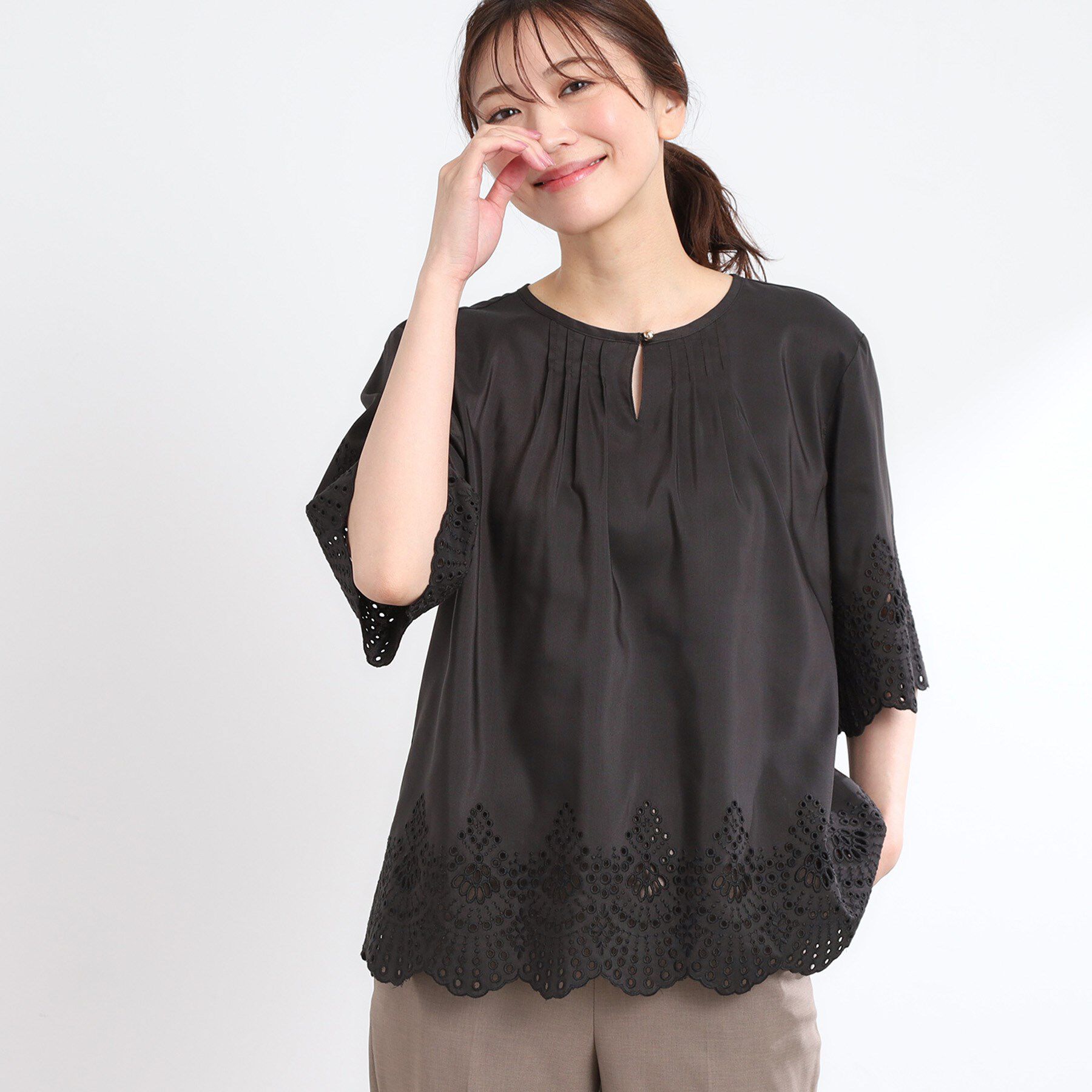 Reflect「【洗える／シワになりにくい】エンブロイダリーブラウス」|シャツ・ブラウス|