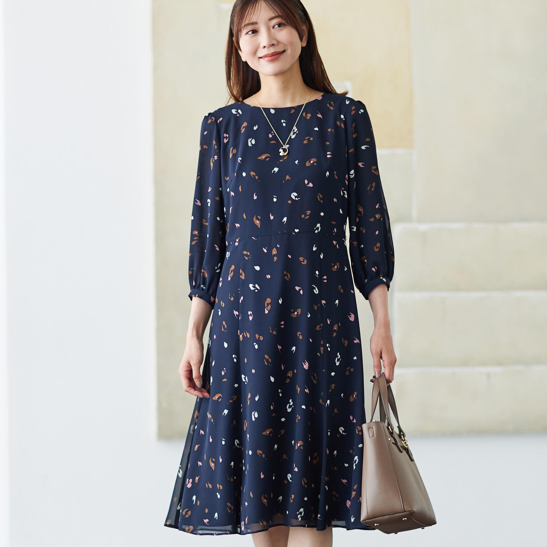 Reflect「【ウエストリボン付き】フレアプリントワンピース」|ワンピース|ネイビー(194)
