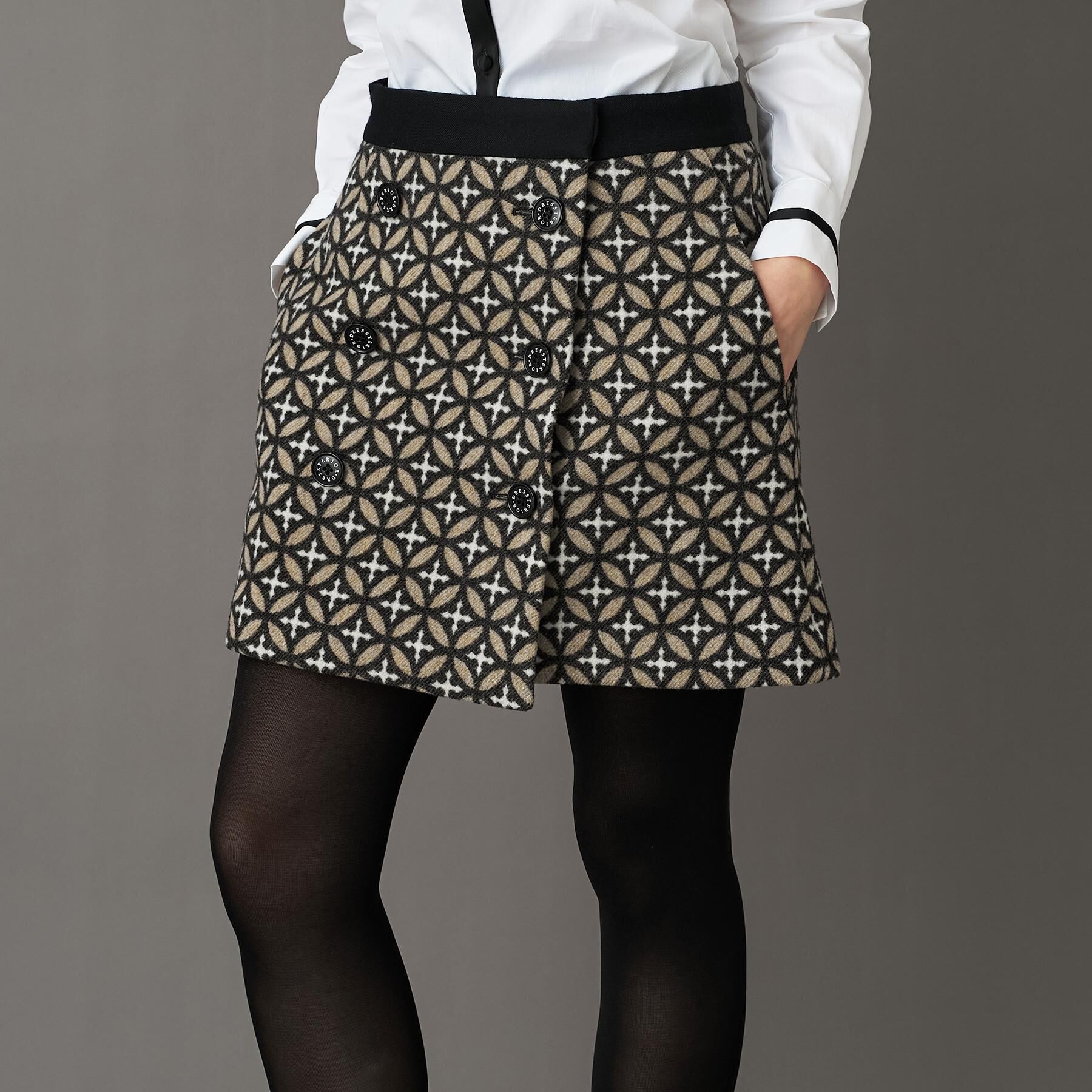 DRESSTERIOR「【CLASSY.12月号/otonaMUSE11月号掲載】オーバーラップジャカードミニスカート」|スカート|